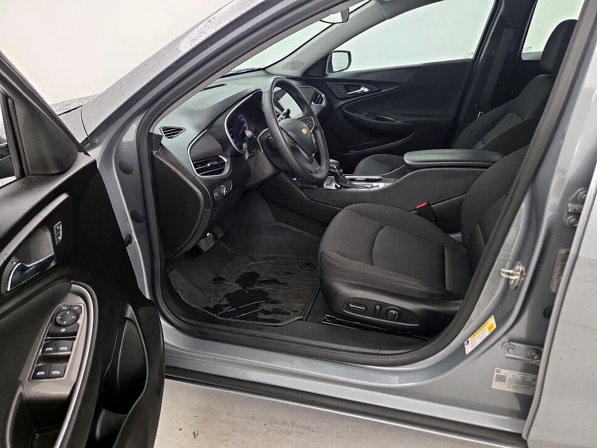 Thumbnail: 2023 Chevrolet Malibu - 11