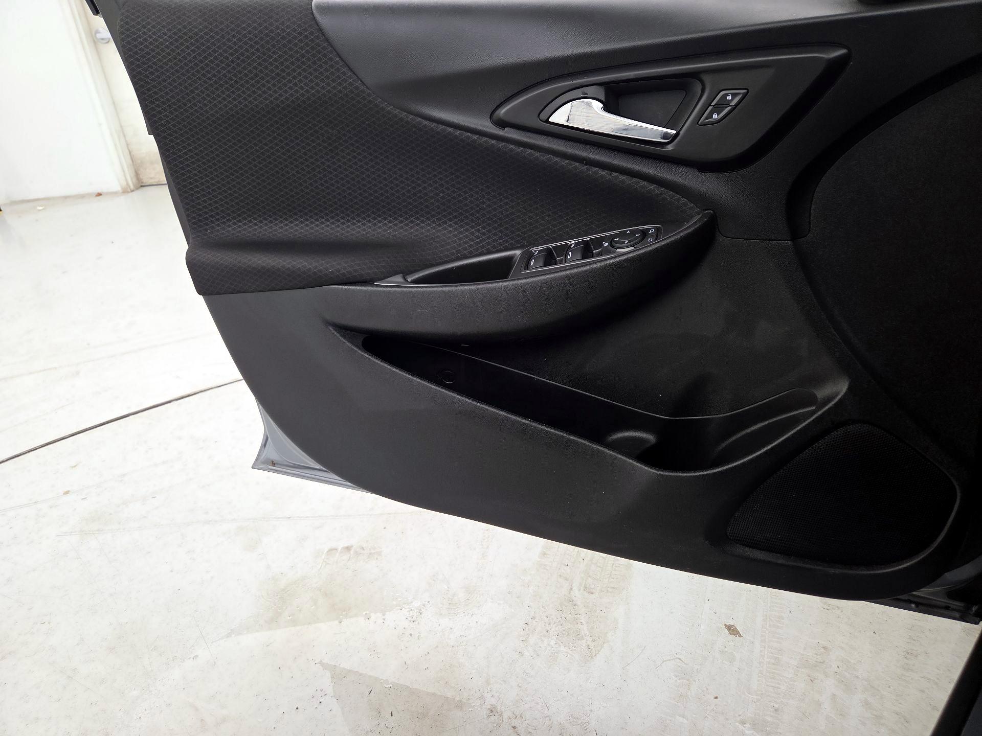 Thumbnail: 2023 Chevrolet Malibu - 12