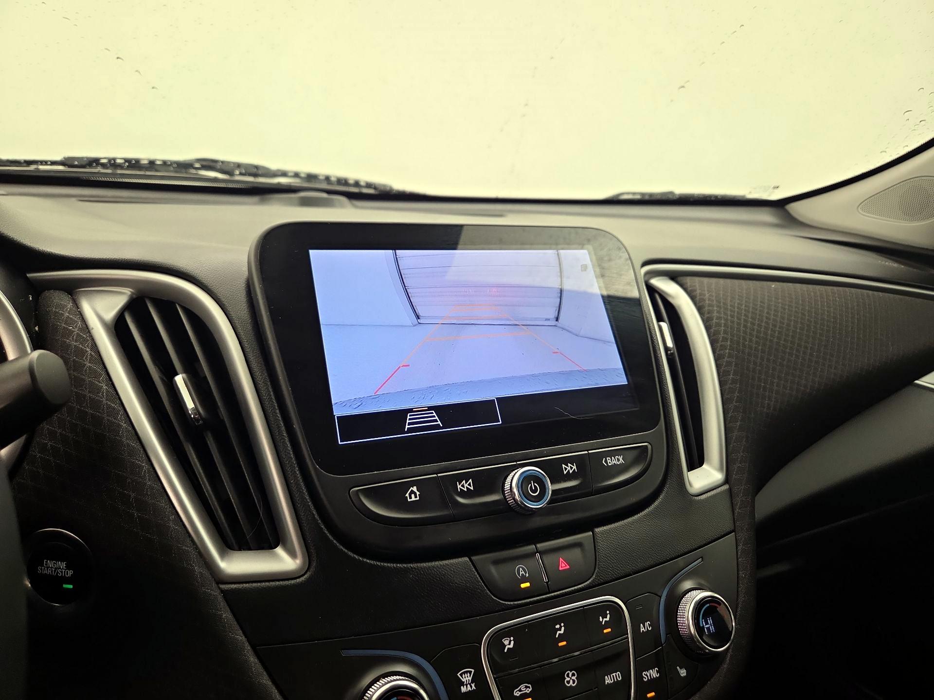 Thumbnail: 2023 Chevrolet Malibu - 14