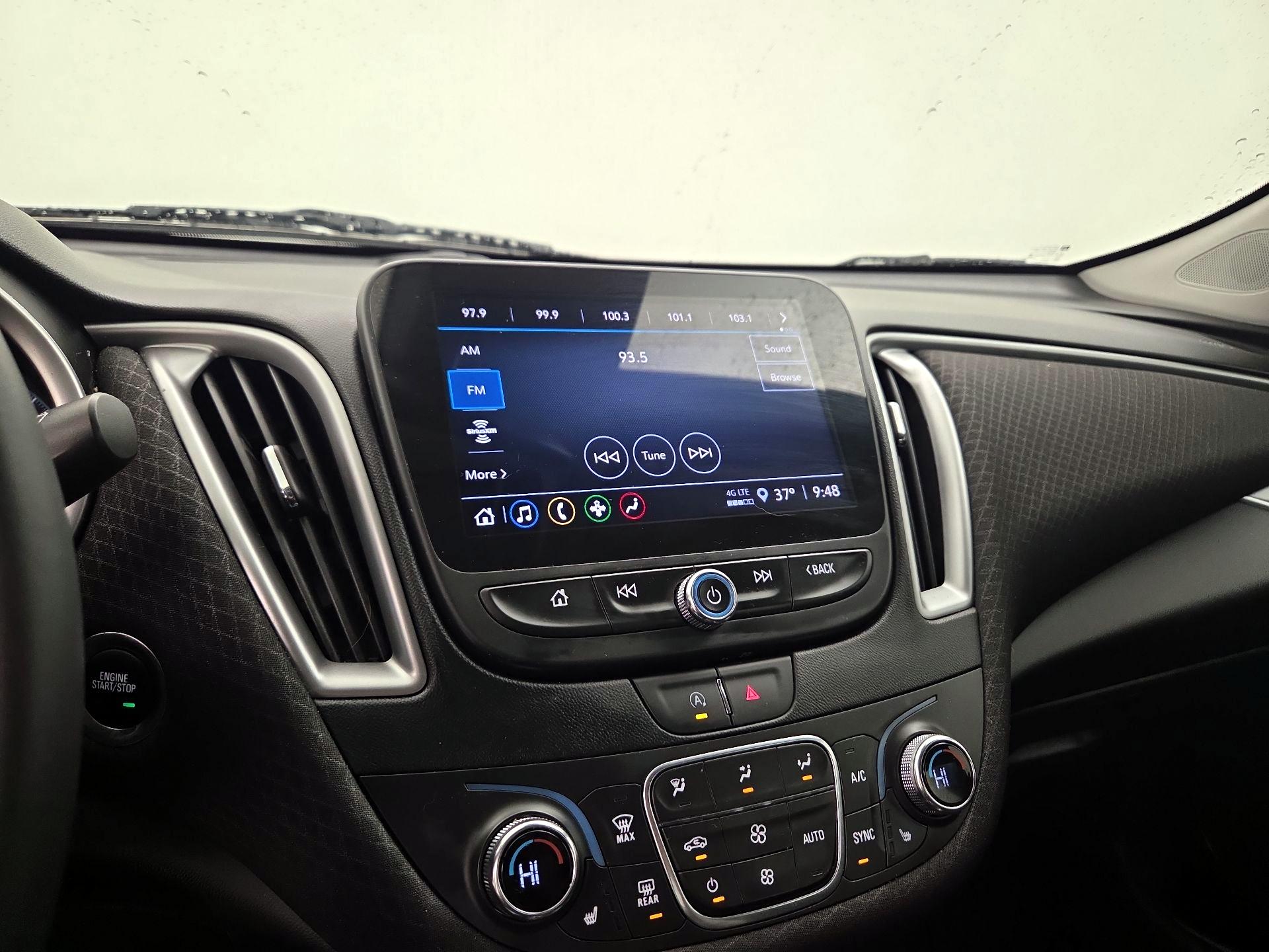 Thumbnail: 2023 Chevrolet Malibu - 15