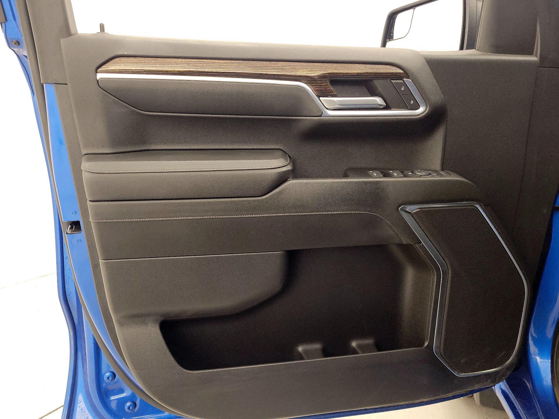 Thumbnail: 2023 GMC Sierra 1500 - 12