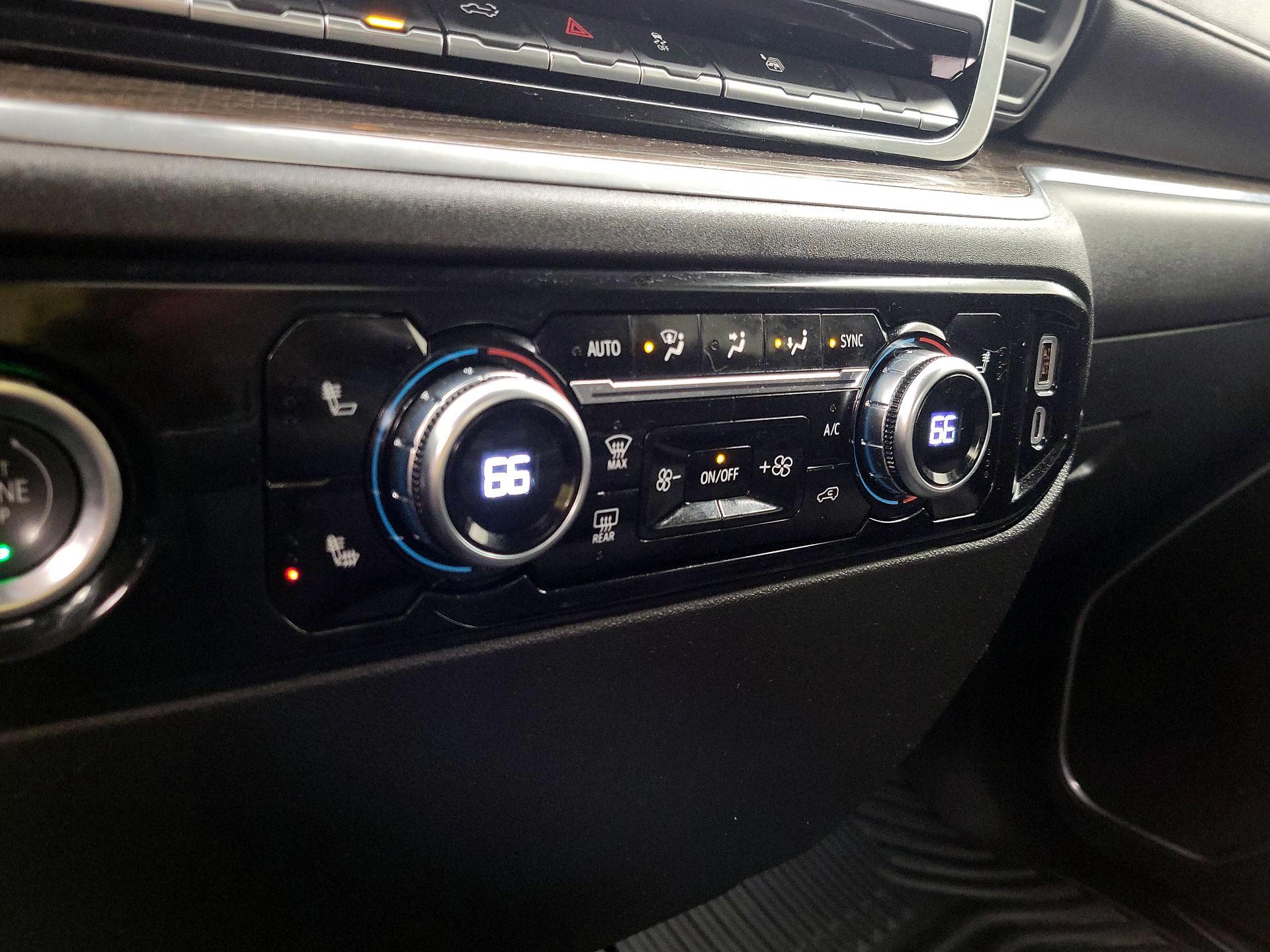 Thumbnail: 2023 GMC Sierra 1500 - 16