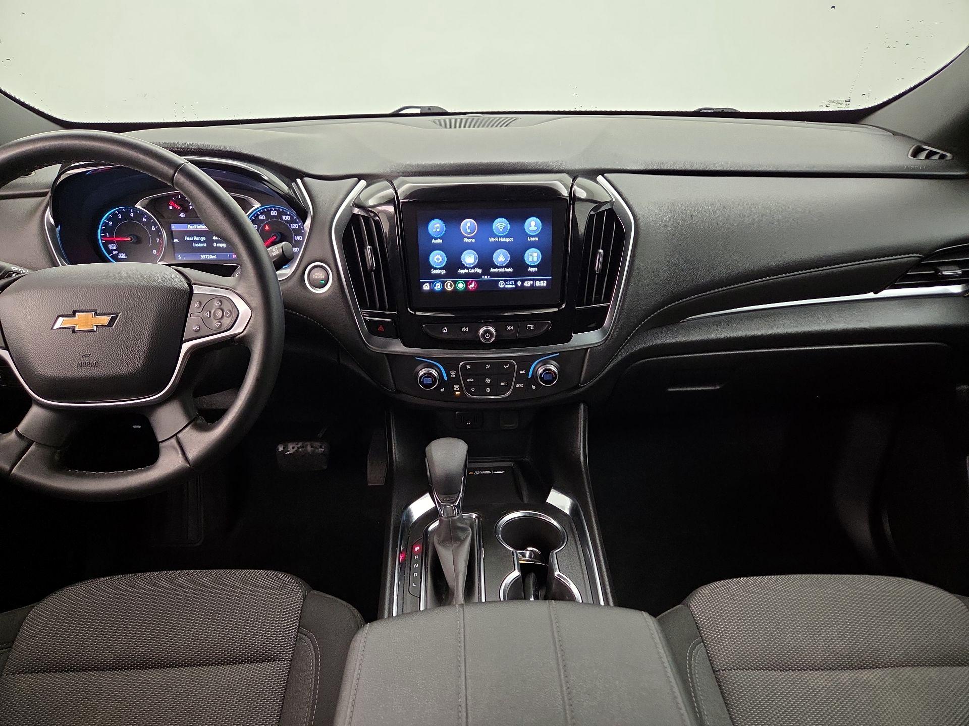 Thumbnail: 2023 Chevrolet Traverse - 9