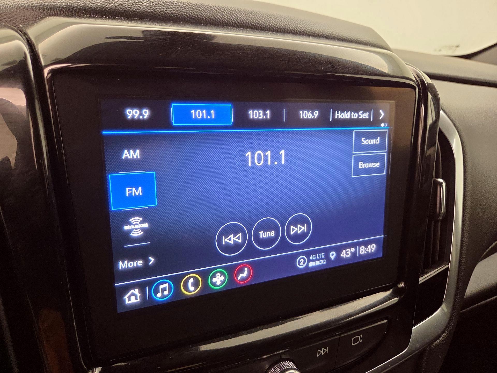 Thumbnail: 2023 Chevrolet Traverse - 15