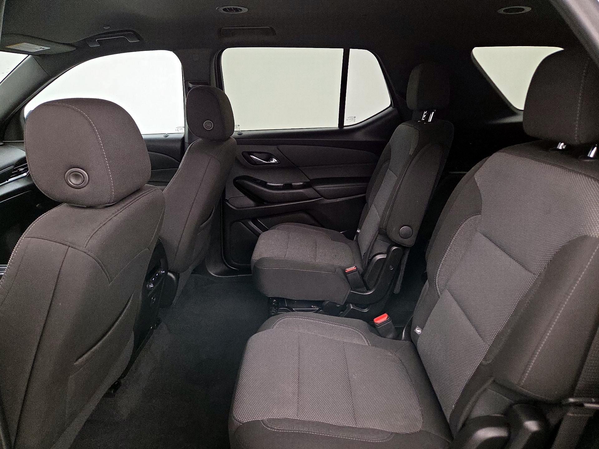 Thumbnail: 2023 Chevrolet Traverse - 19