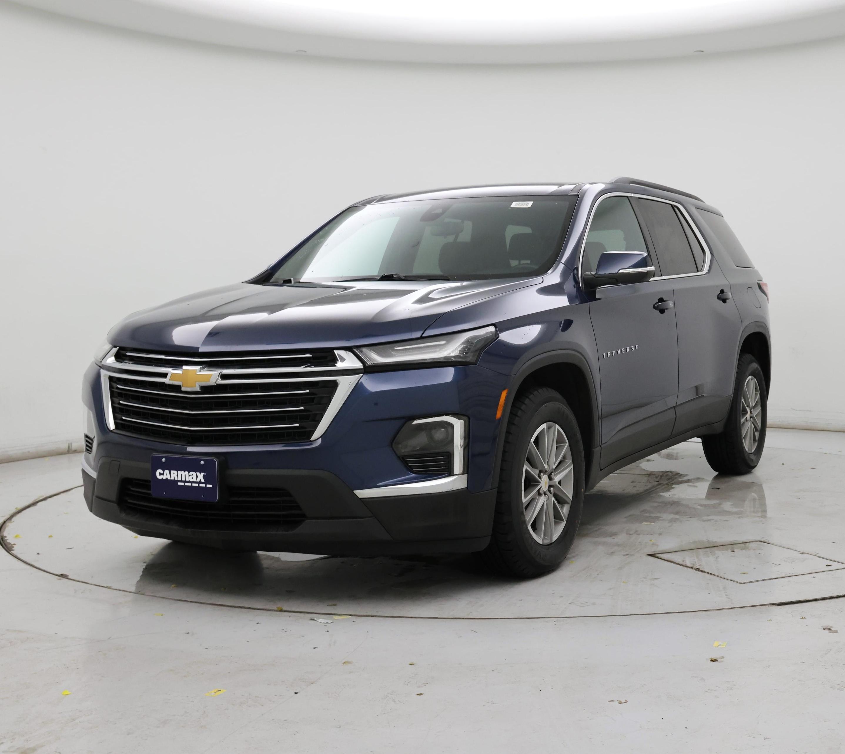Thumbnail: 2023 Chevrolet Traverse - 4