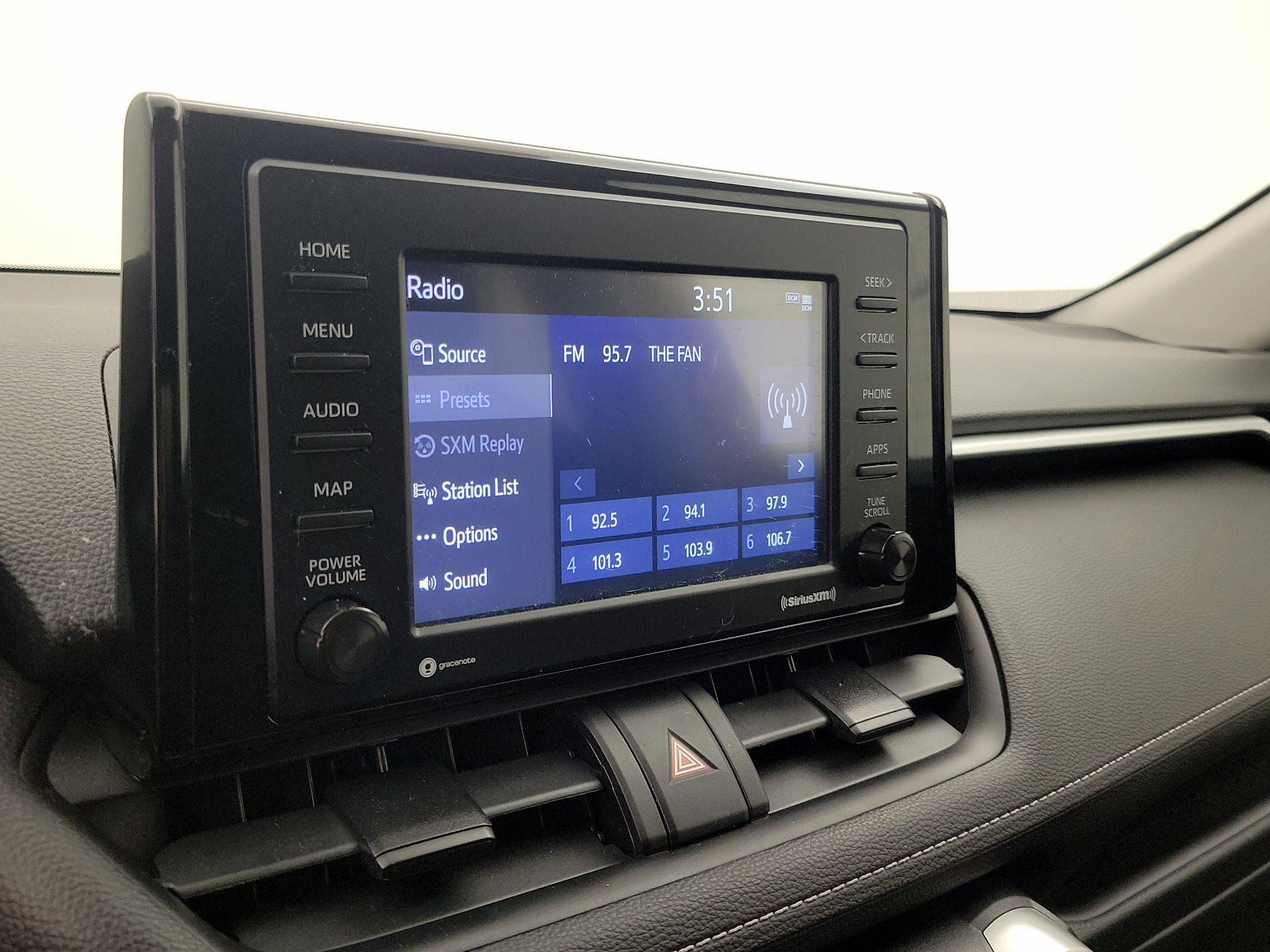 Thumbnail: 2020 Toyota RAV4 - 15