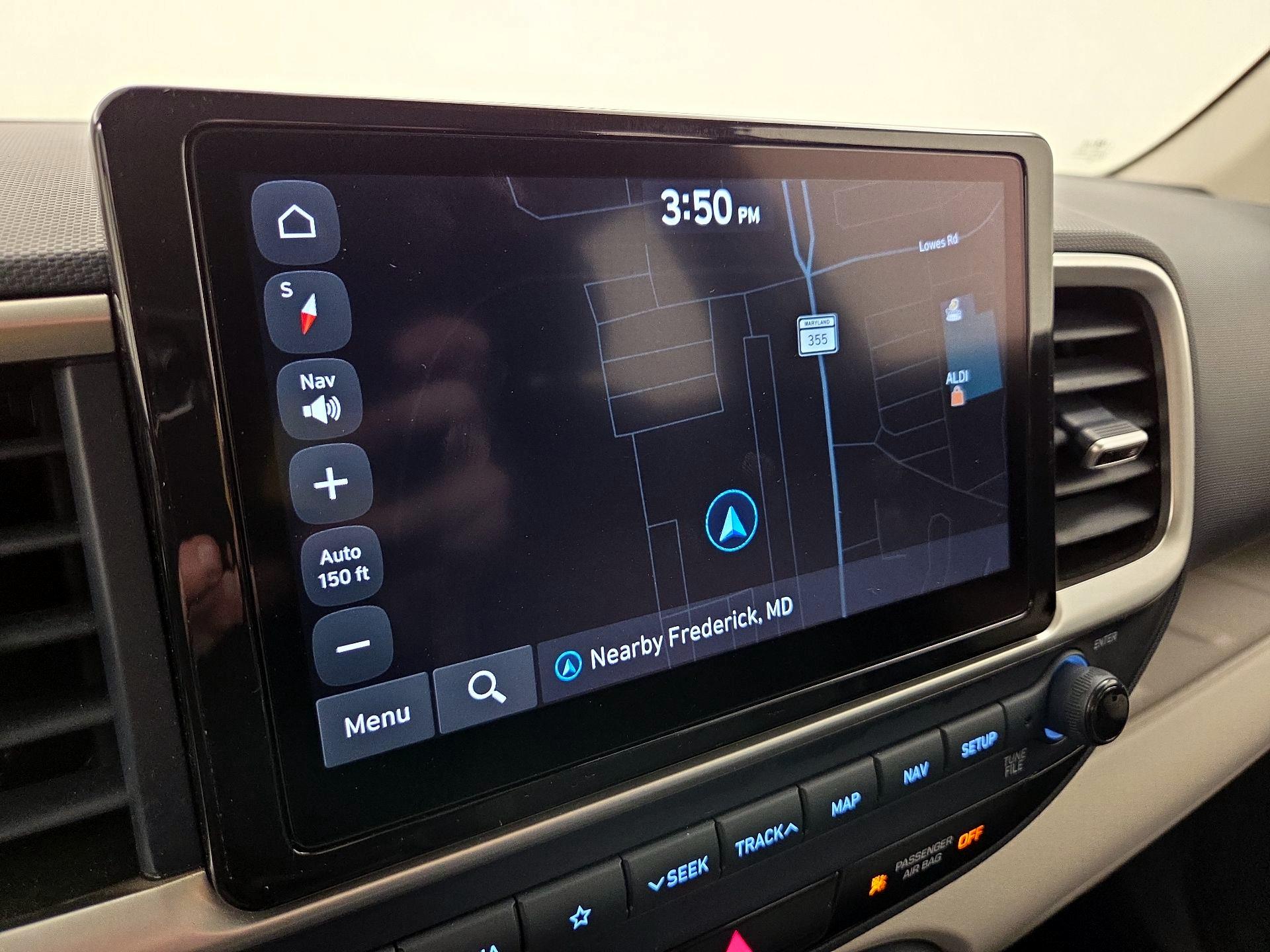 Thumbnail: 2022 Hyundai Venue - 14