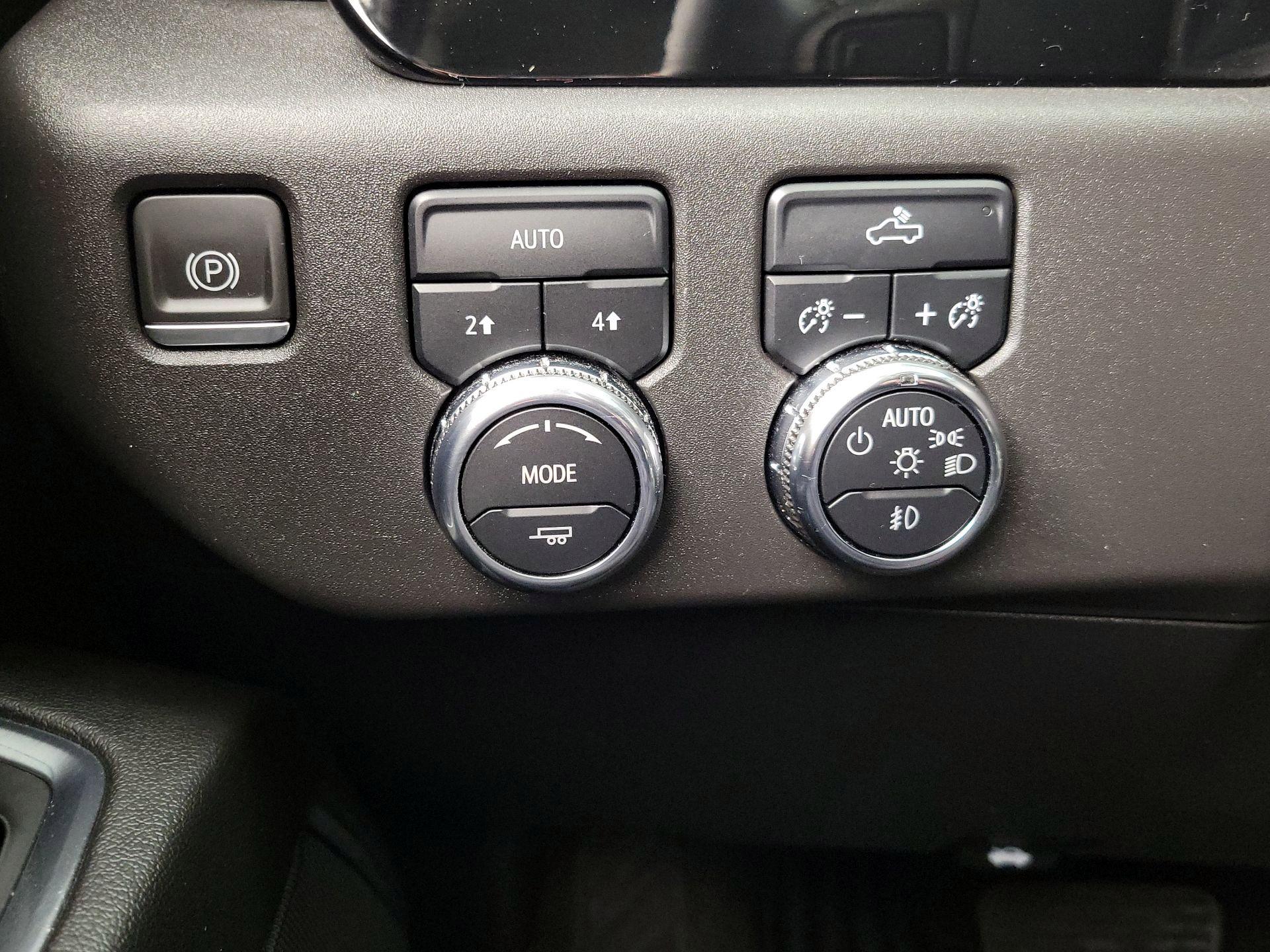 Thumbnail: 2024 GMC Sierra 1500 - 13