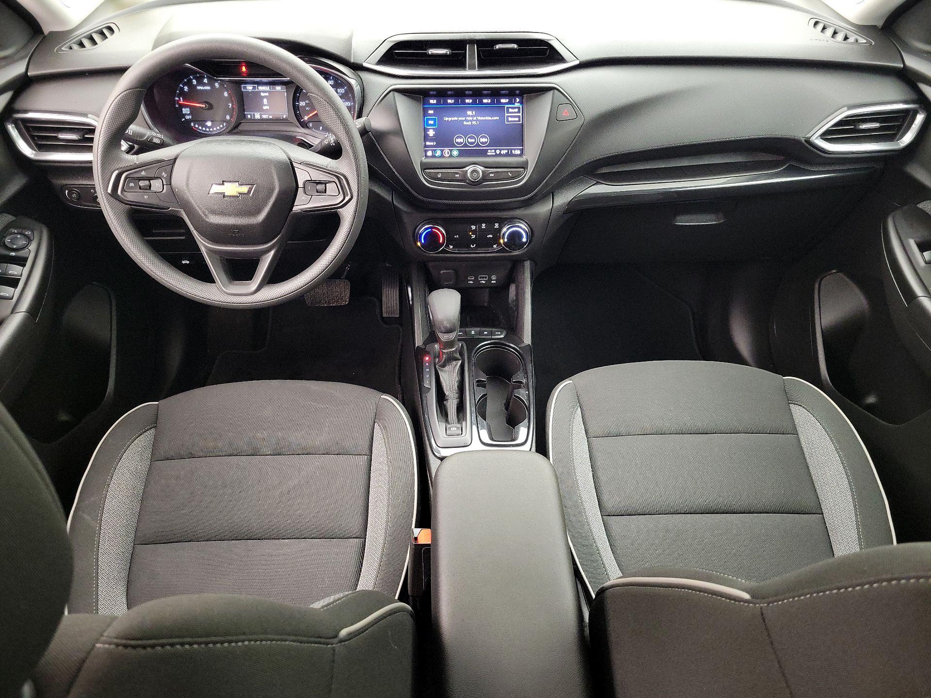 Thumbnail: 2023 Chevrolet TrailBlazer - 9