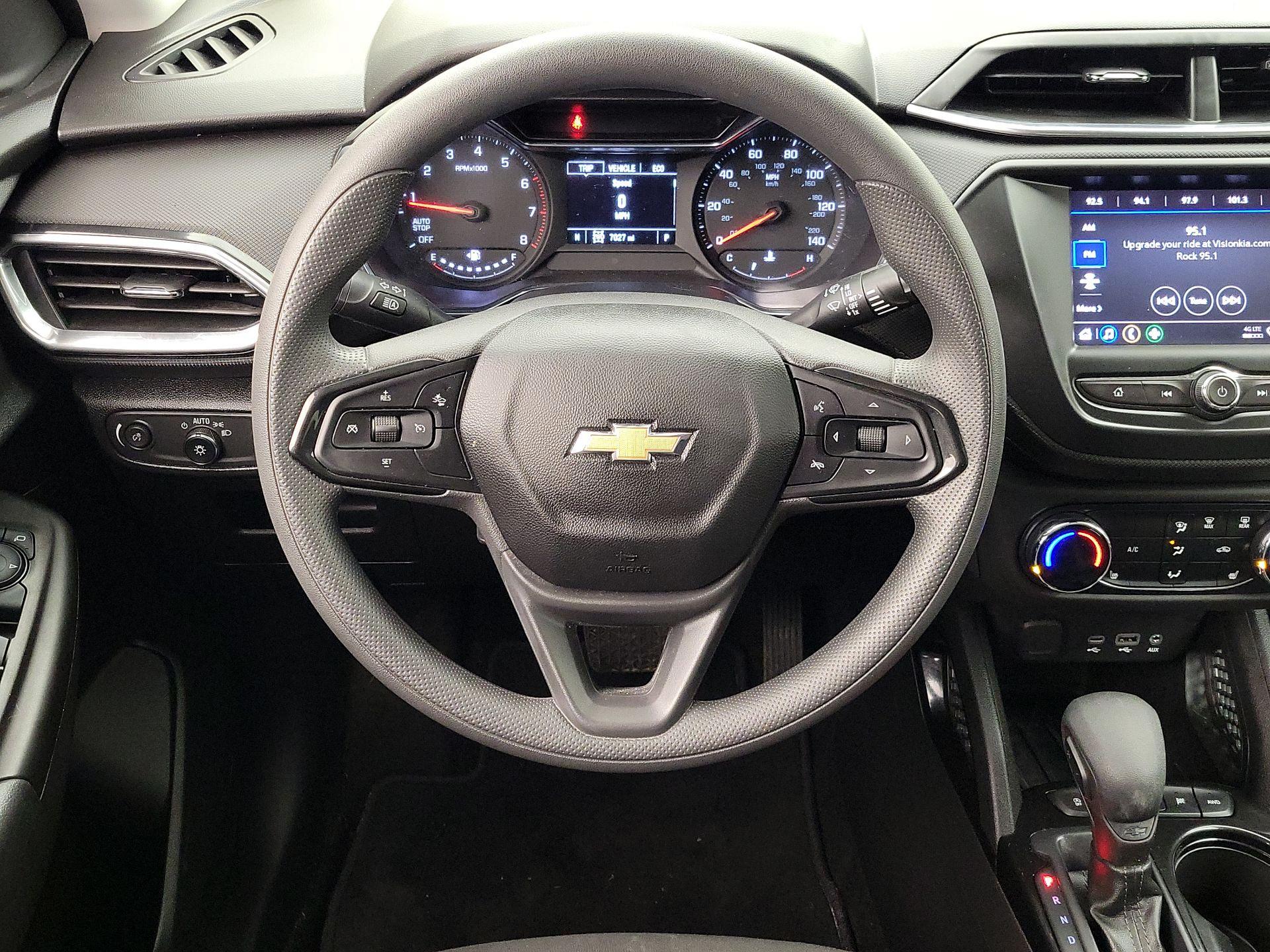 Thumbnail: 2023 Chevrolet TrailBlazer - 10