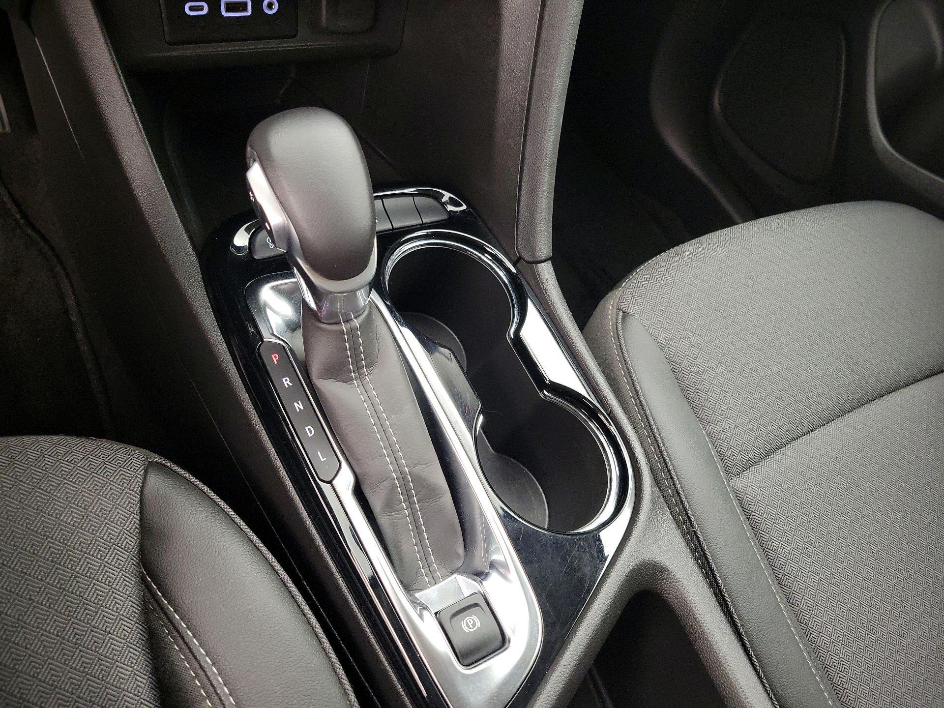 Thumbnail: 2022 Buick Encore GX - 17