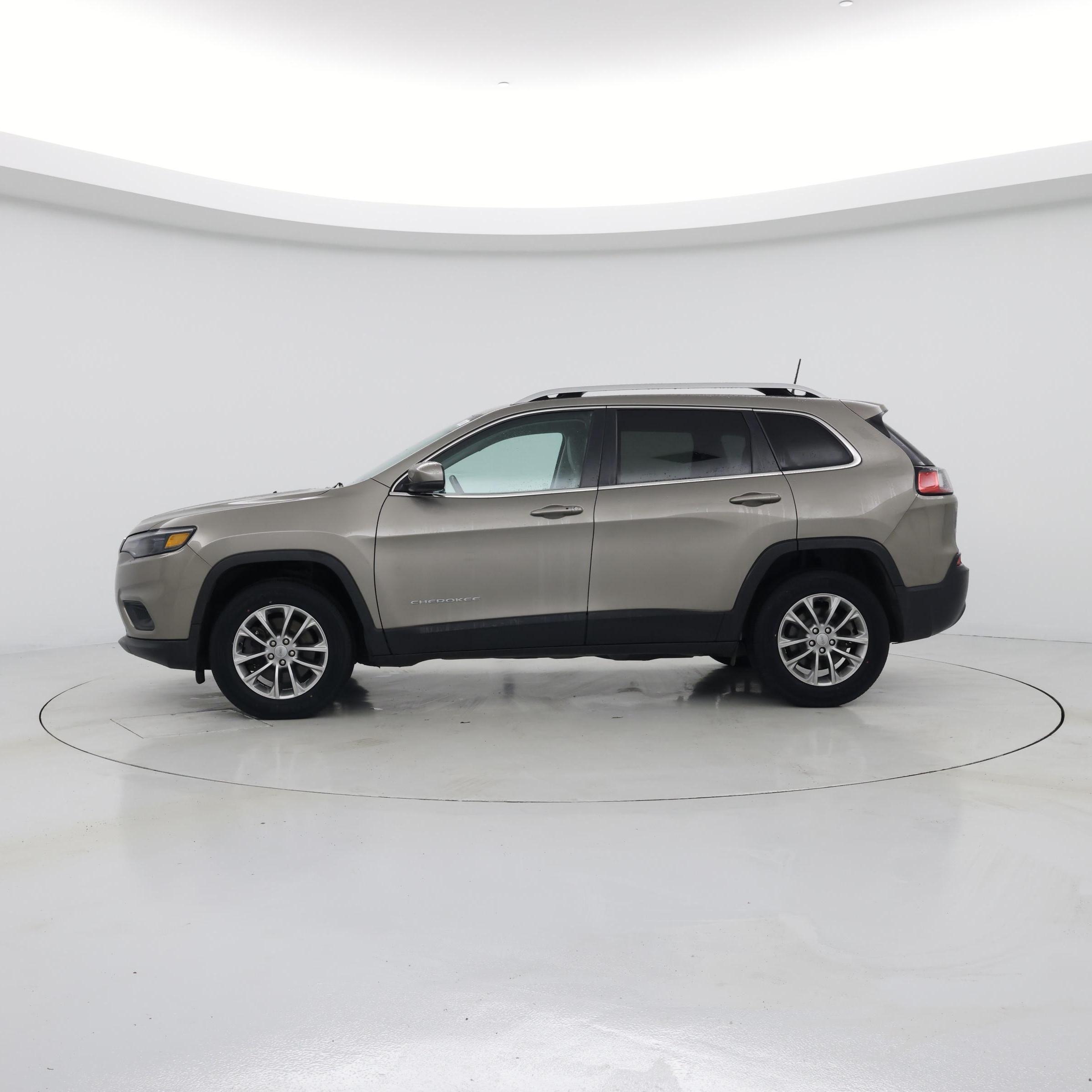 Thumbnail: 2020 Jeep Cherokee - 3