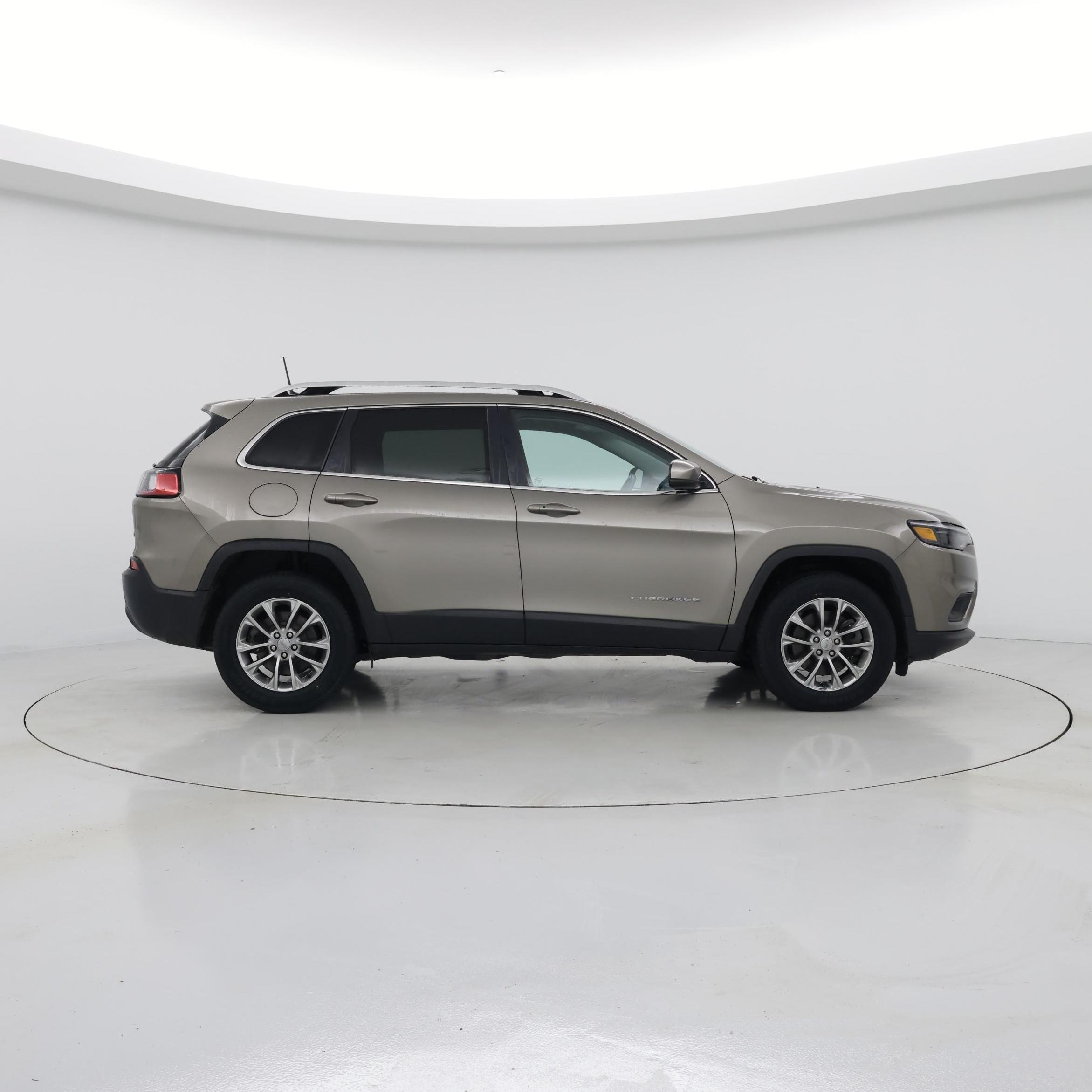 Thumbnail: 2020 Jeep Cherokee - 7