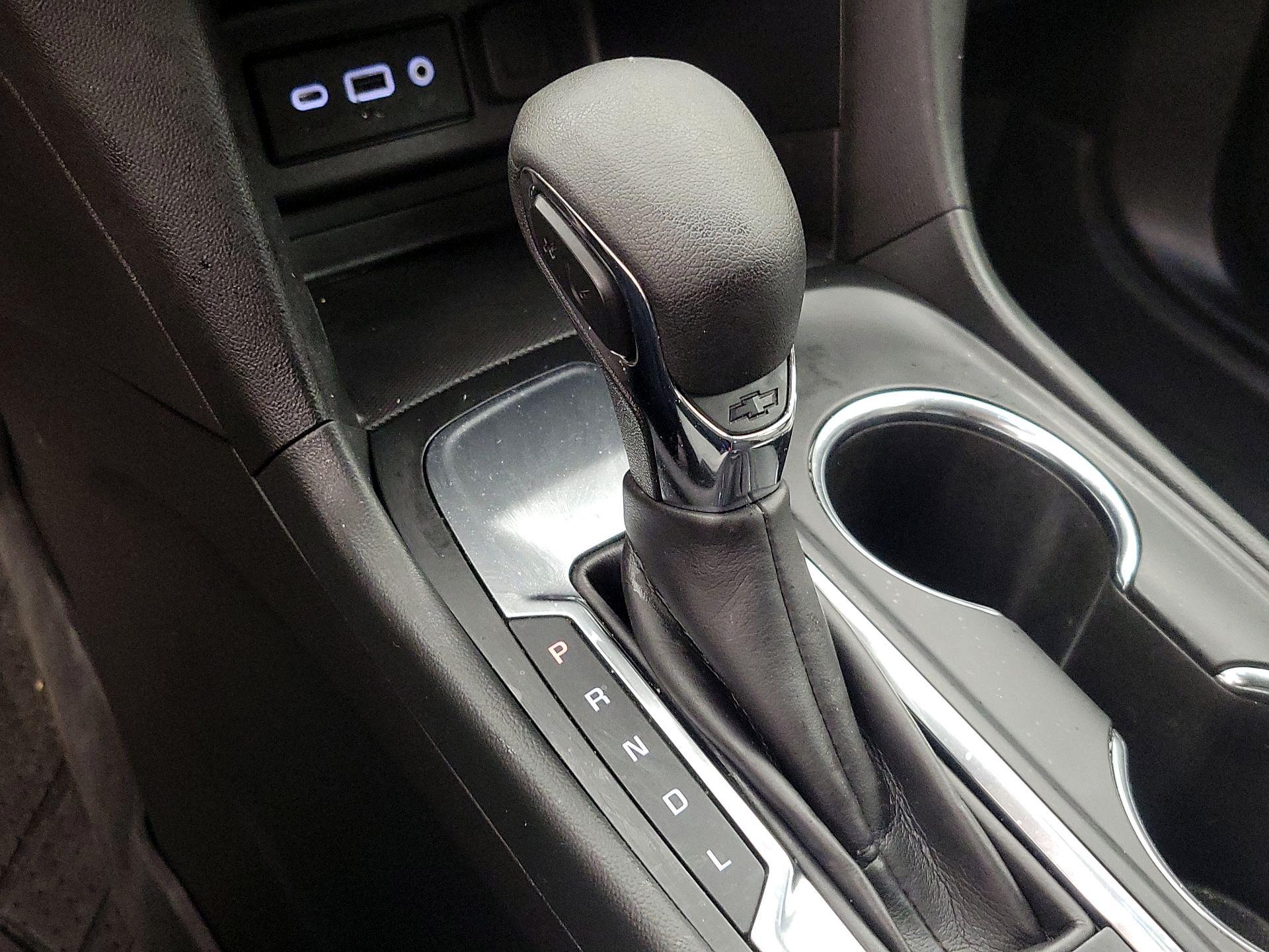 Thumbnail: 2023 Chevrolet Equinox - 17