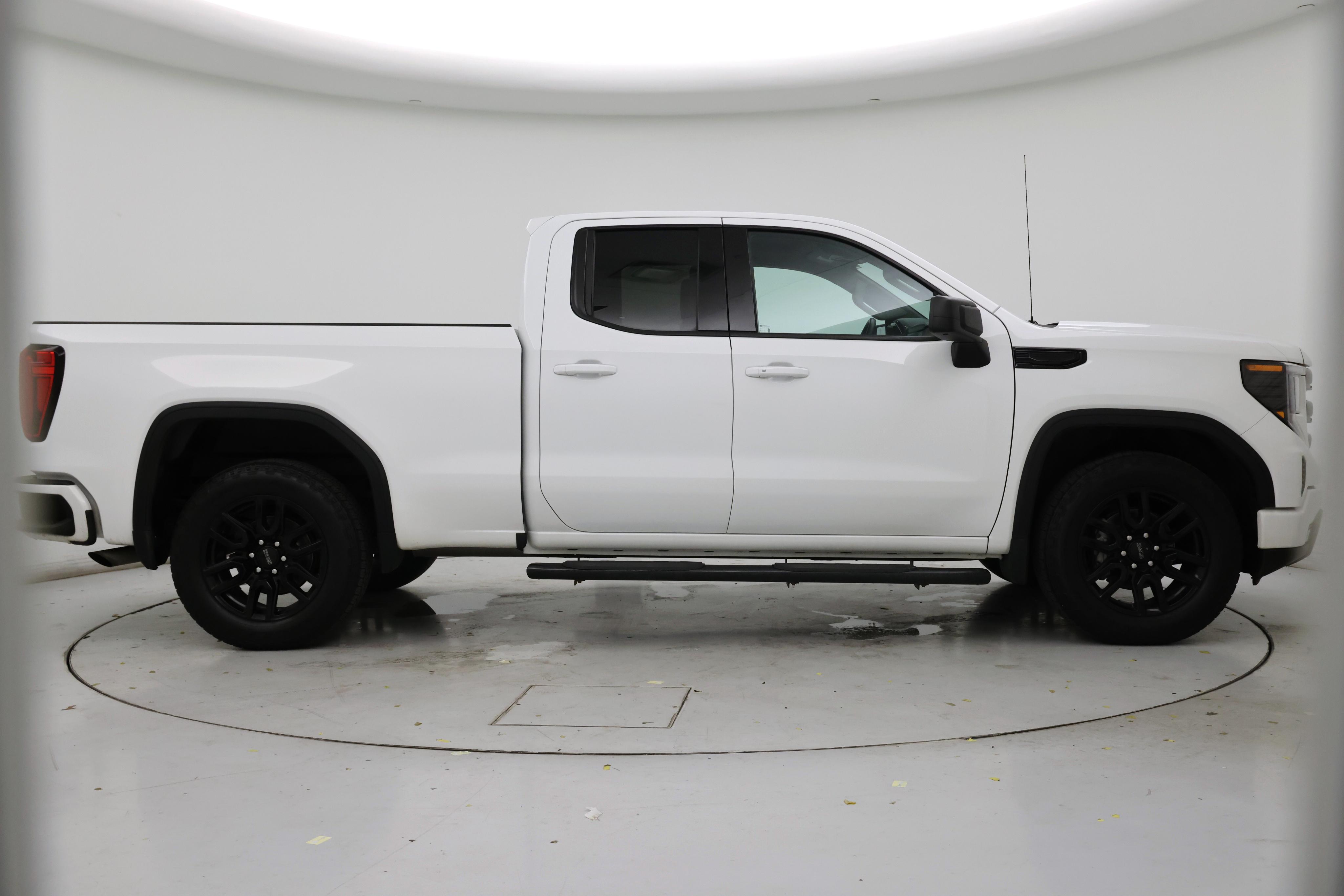 Thumbnail: 2023 GMC Sierra 1500 - 7