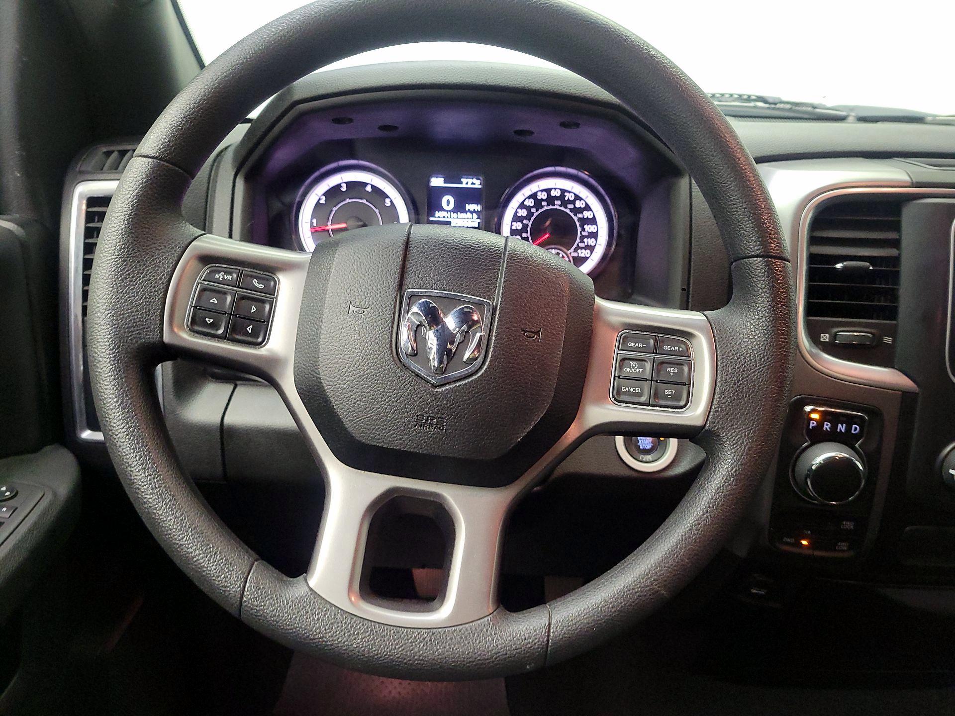 Thumbnail: 2022 RAM 1500 Classic - 10