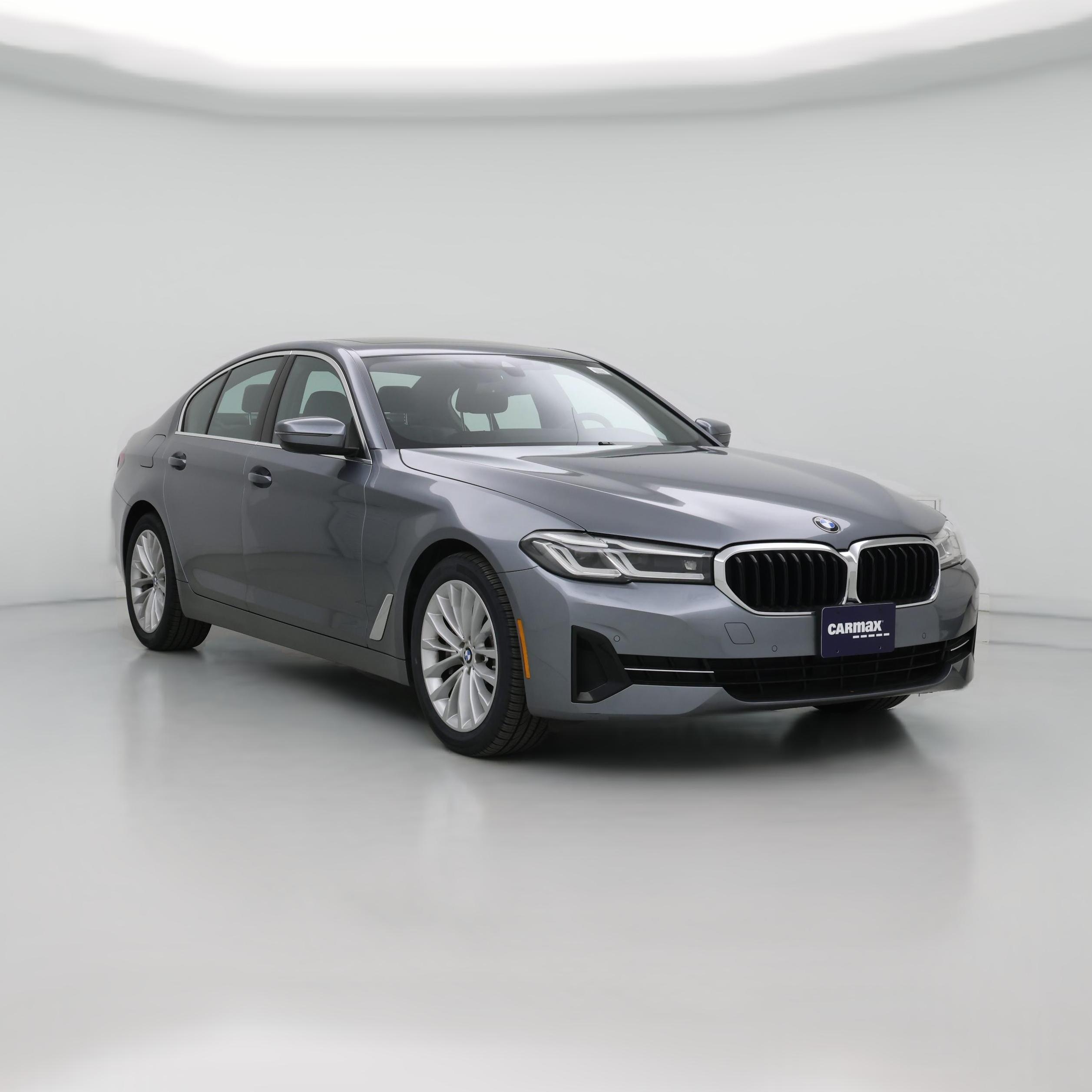 Thumbnail: 2022 BMW 5 Series - 1