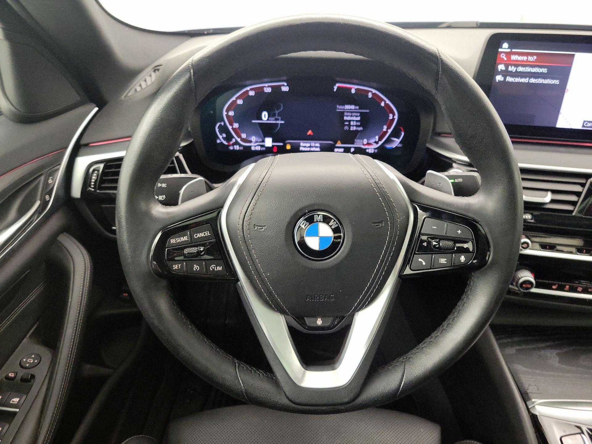 Thumbnail: 2022 BMW 5 Series - 10