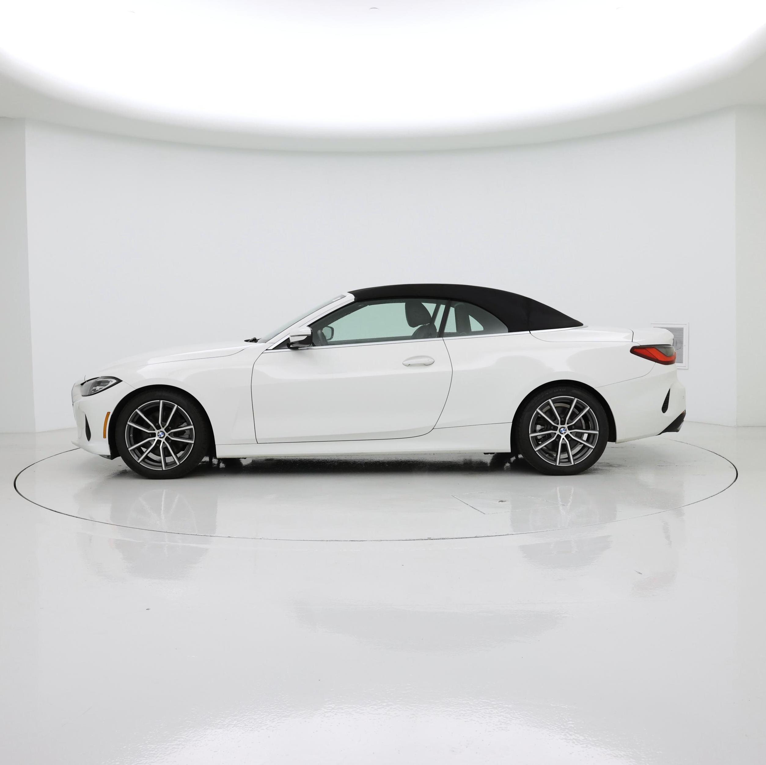 Thumbnail: 2021 BMW 4 Series - 3