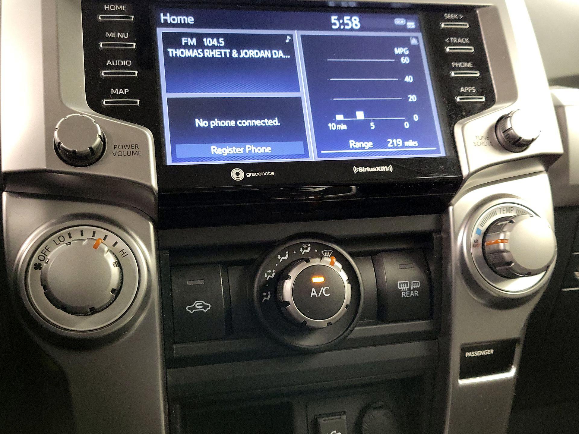 Thumbnail: 2024 Toyota 4Runner - 16