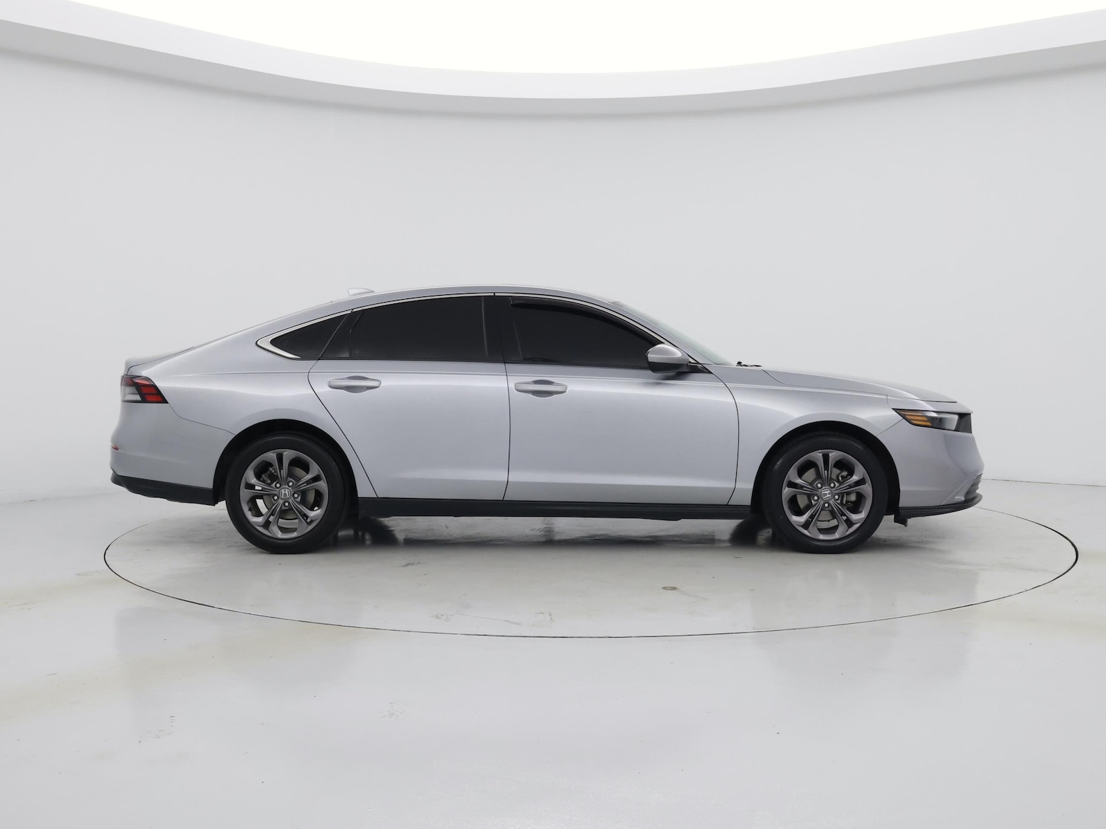 2023 Honda Accord EX - Photo 8