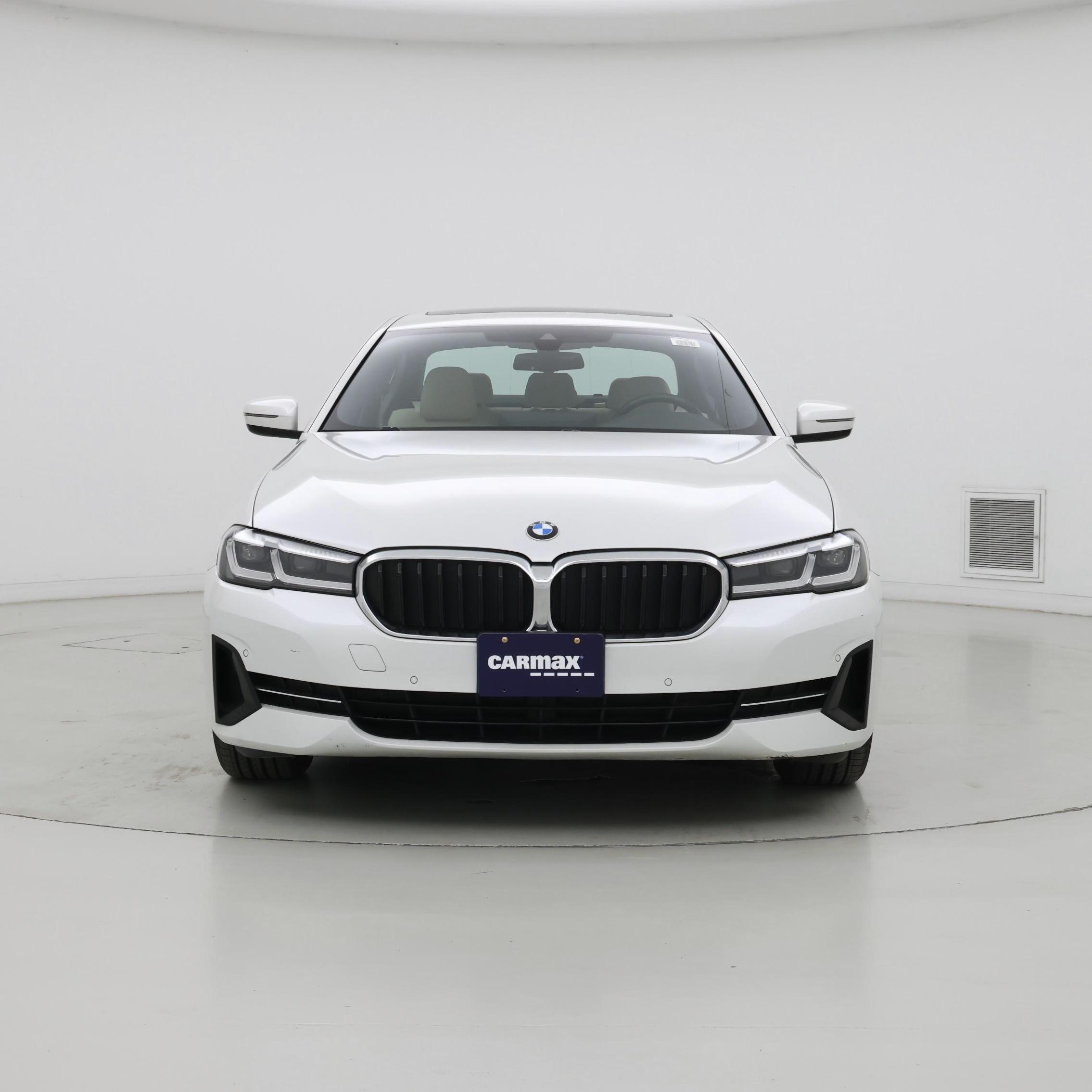 Thumbnail: 2023 BMW 5 Series - 5