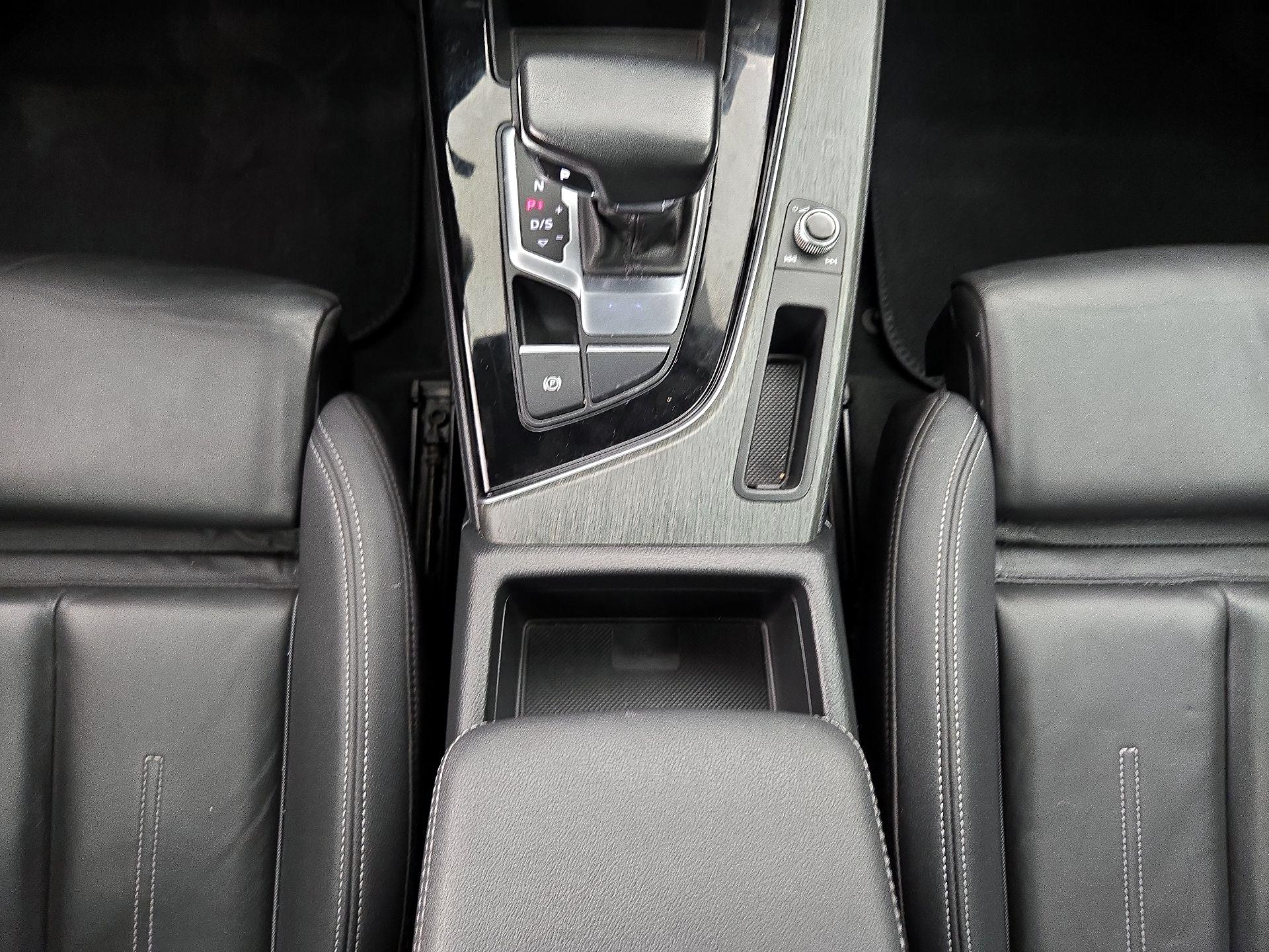 Thumbnail: 2023 Audi A4 - 17