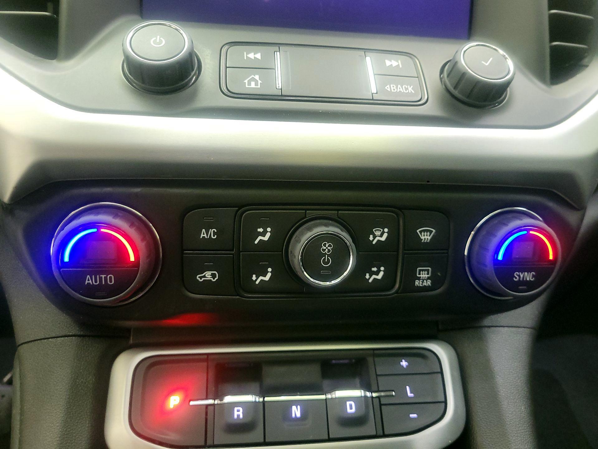 Thumbnail: 2023 GMC Acadia - 15