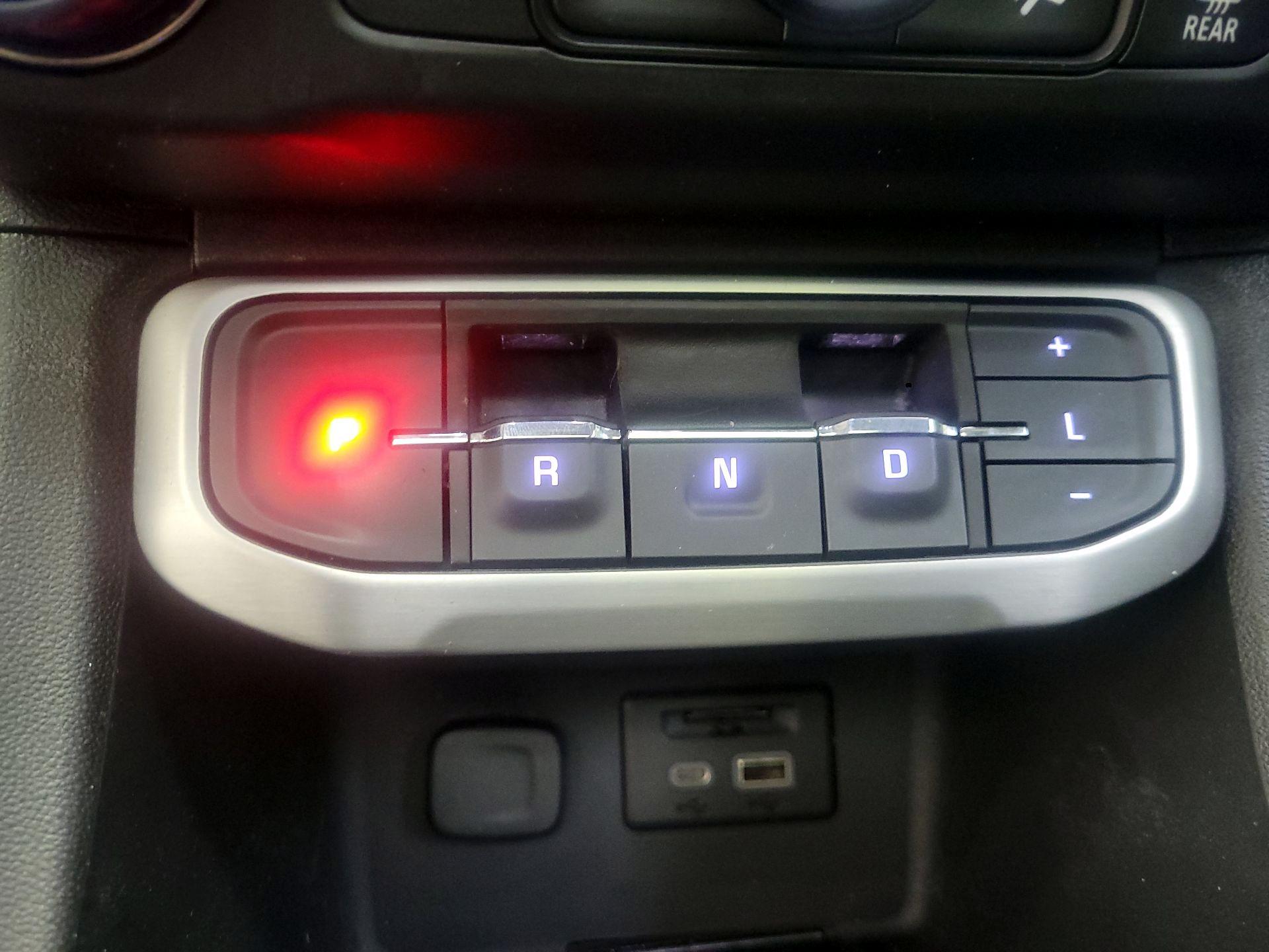 Thumbnail: 2023 GMC Acadia - 16