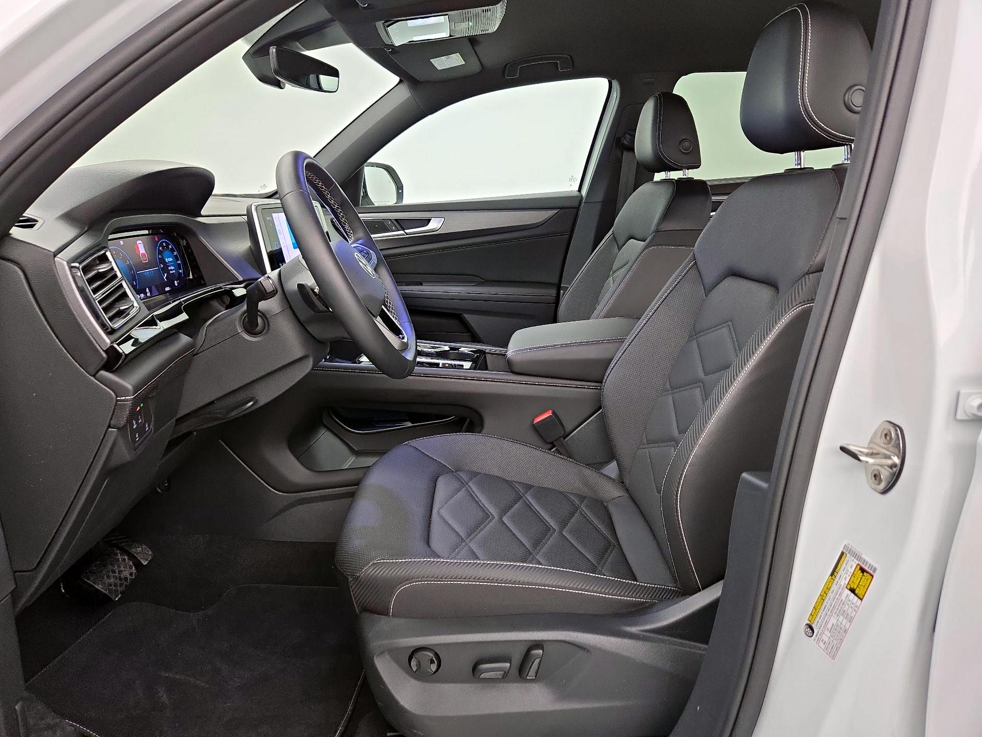 Thumbnail: 2024 Volkswagen Atlas - 11