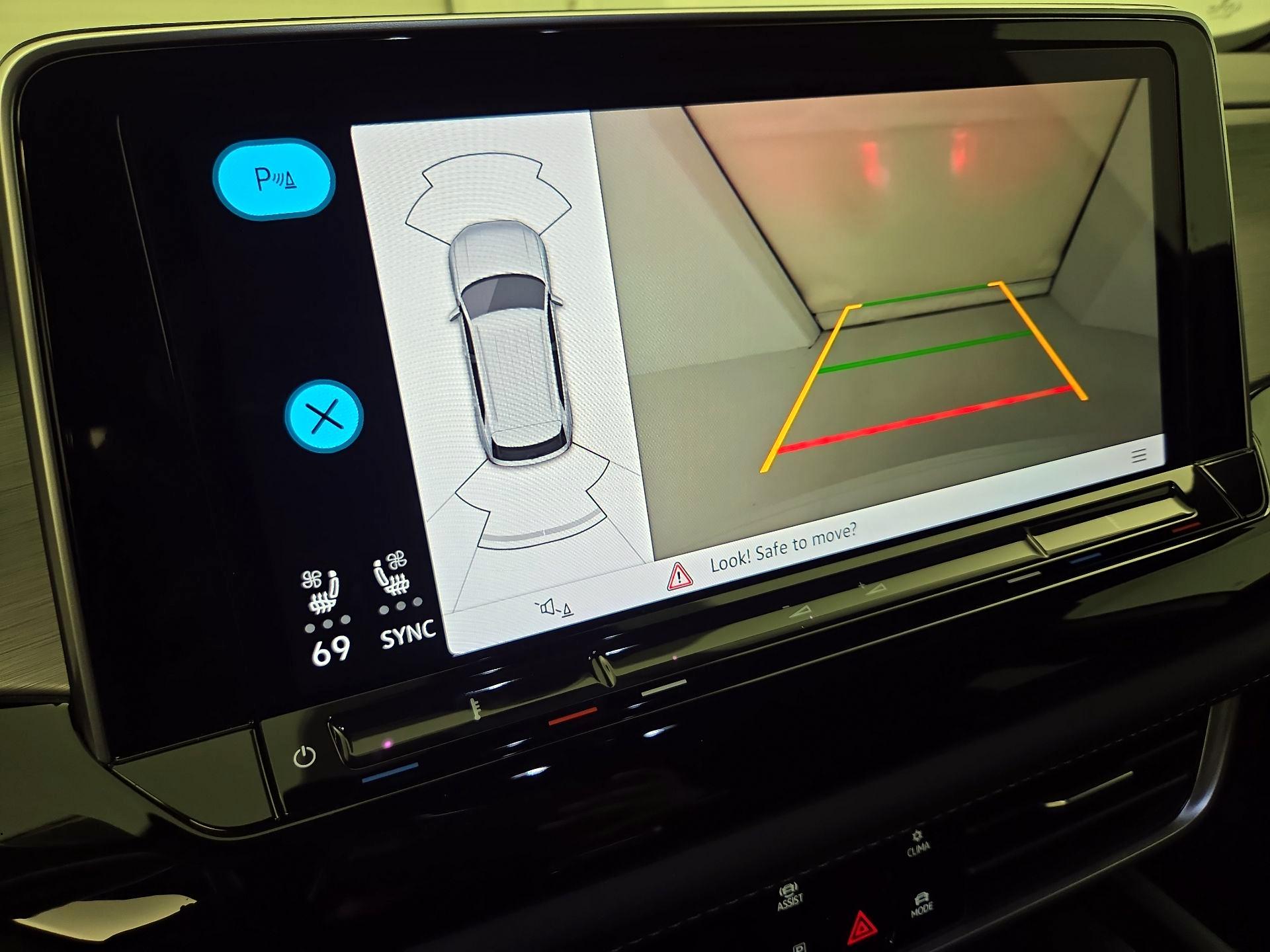 Thumbnail: 2024 Volkswagen Atlas - 14