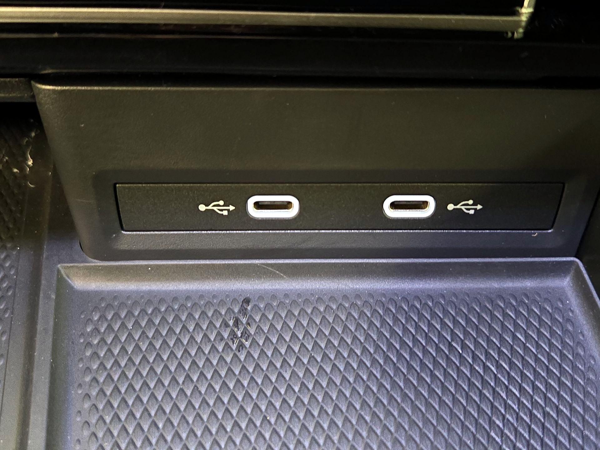 Thumbnail: 2024 Volkswagen Atlas - 18