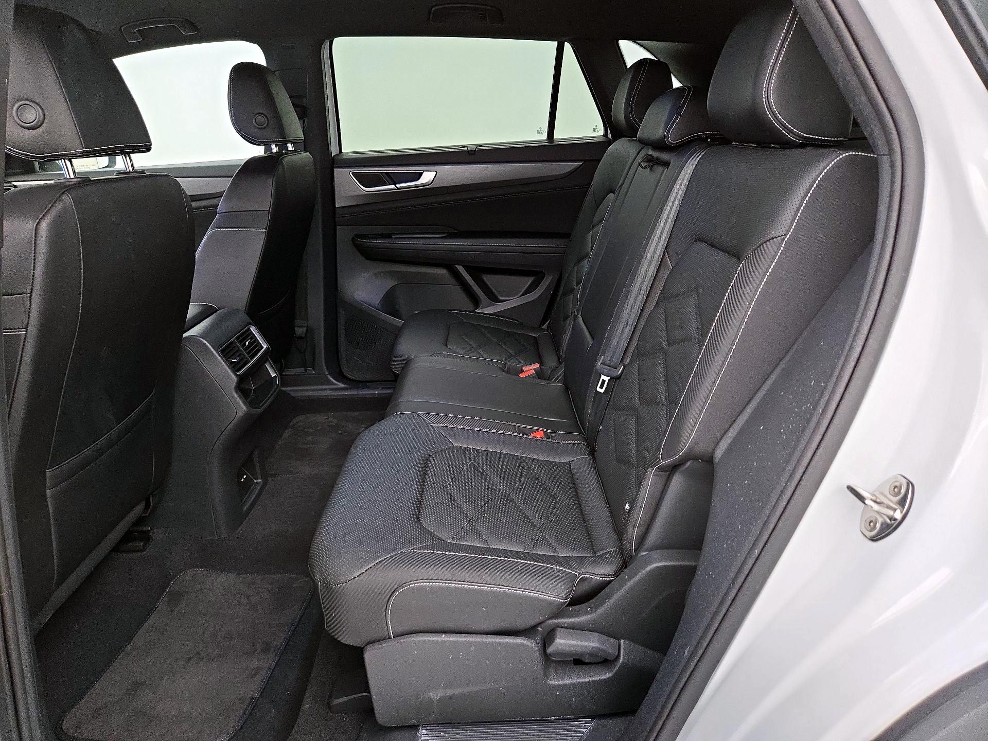 Thumbnail: 2024 Volkswagen Atlas - 19