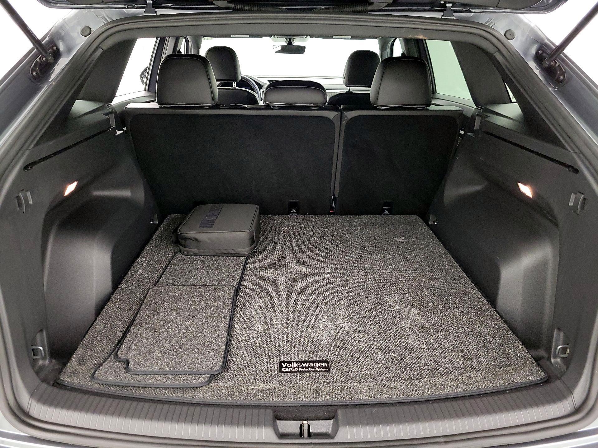 Thumbnail: 2023 Volkswagen Atlas - 20