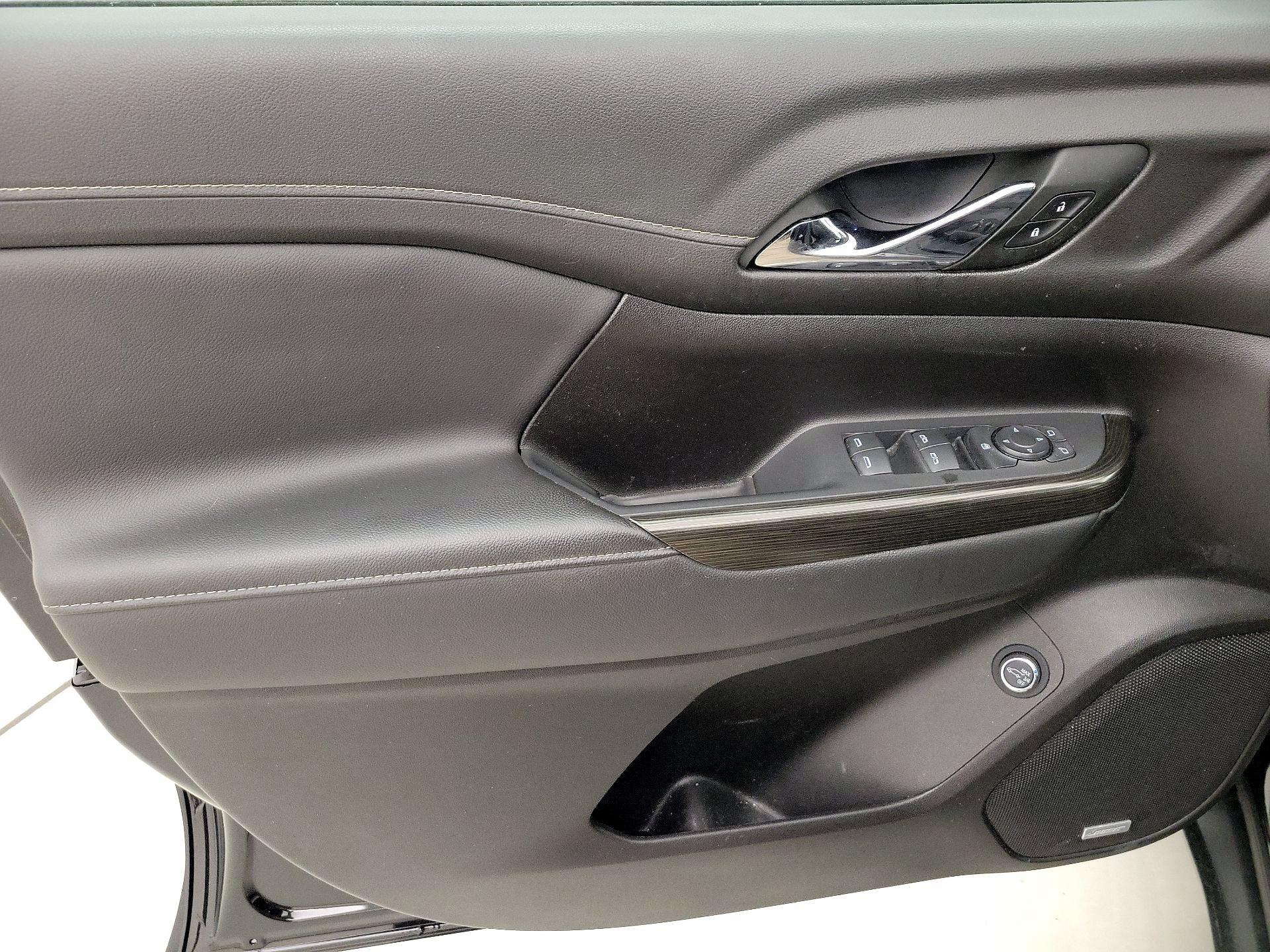 Thumbnail: 2023 GMC Acadia - 12