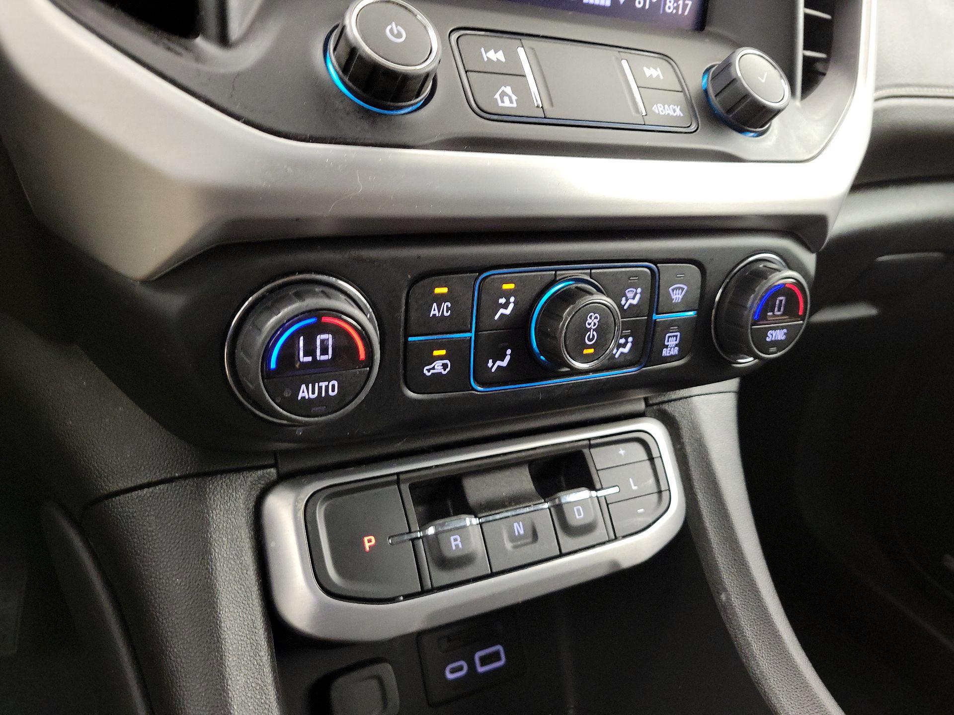 Thumbnail: 2023 GMC Acadia - 16