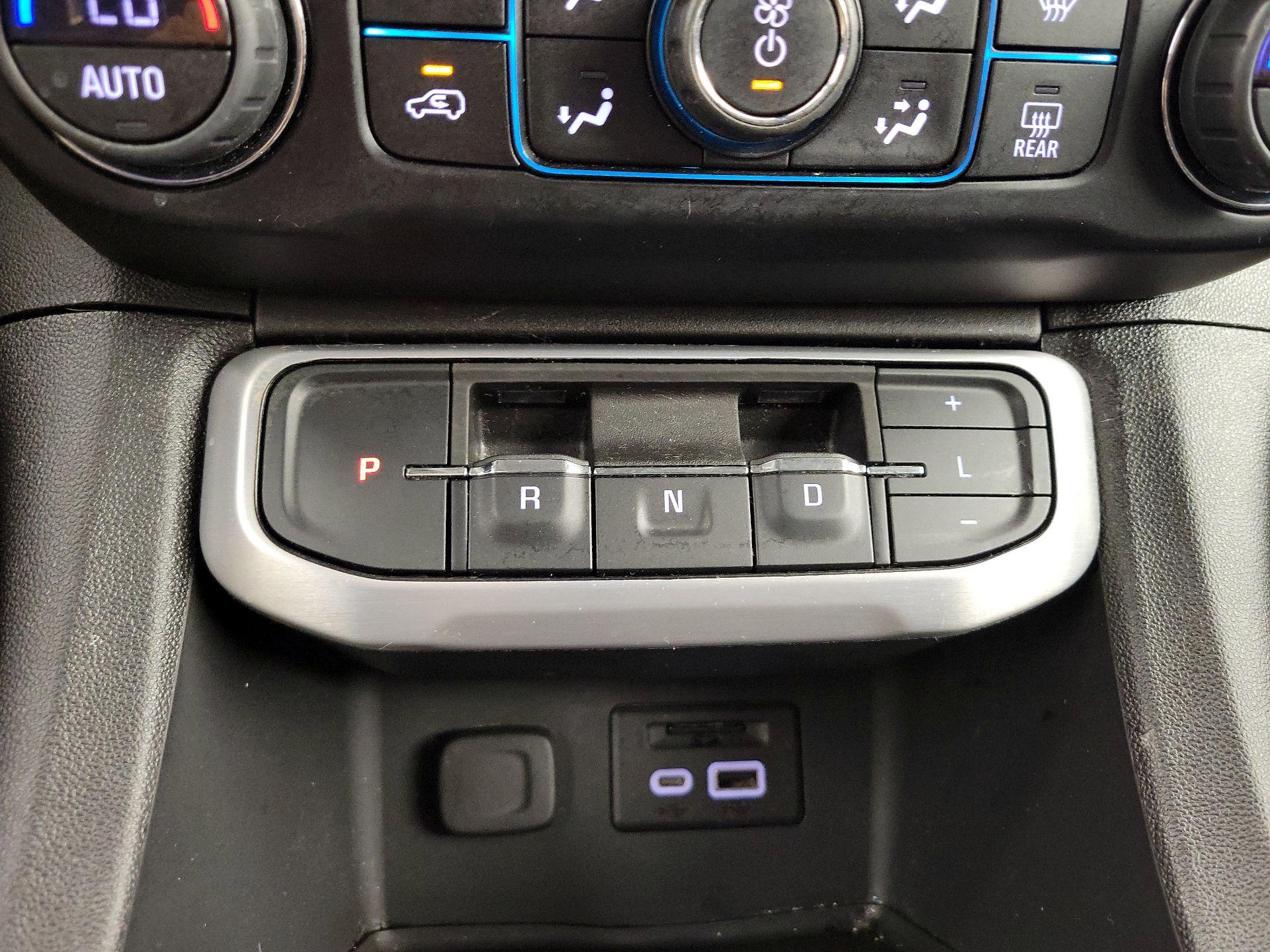 Thumbnail: 2023 GMC Acadia - 17