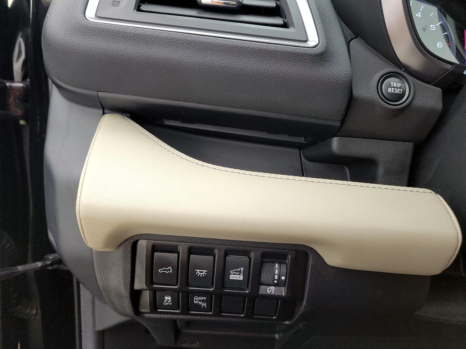 Thumbnail: 2022 Subaru Ascent - 11