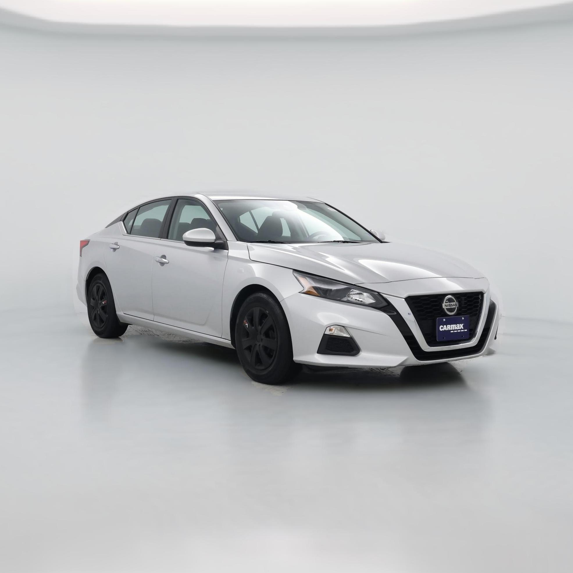 Thumbnail: 2022 Nissan Altima - 1