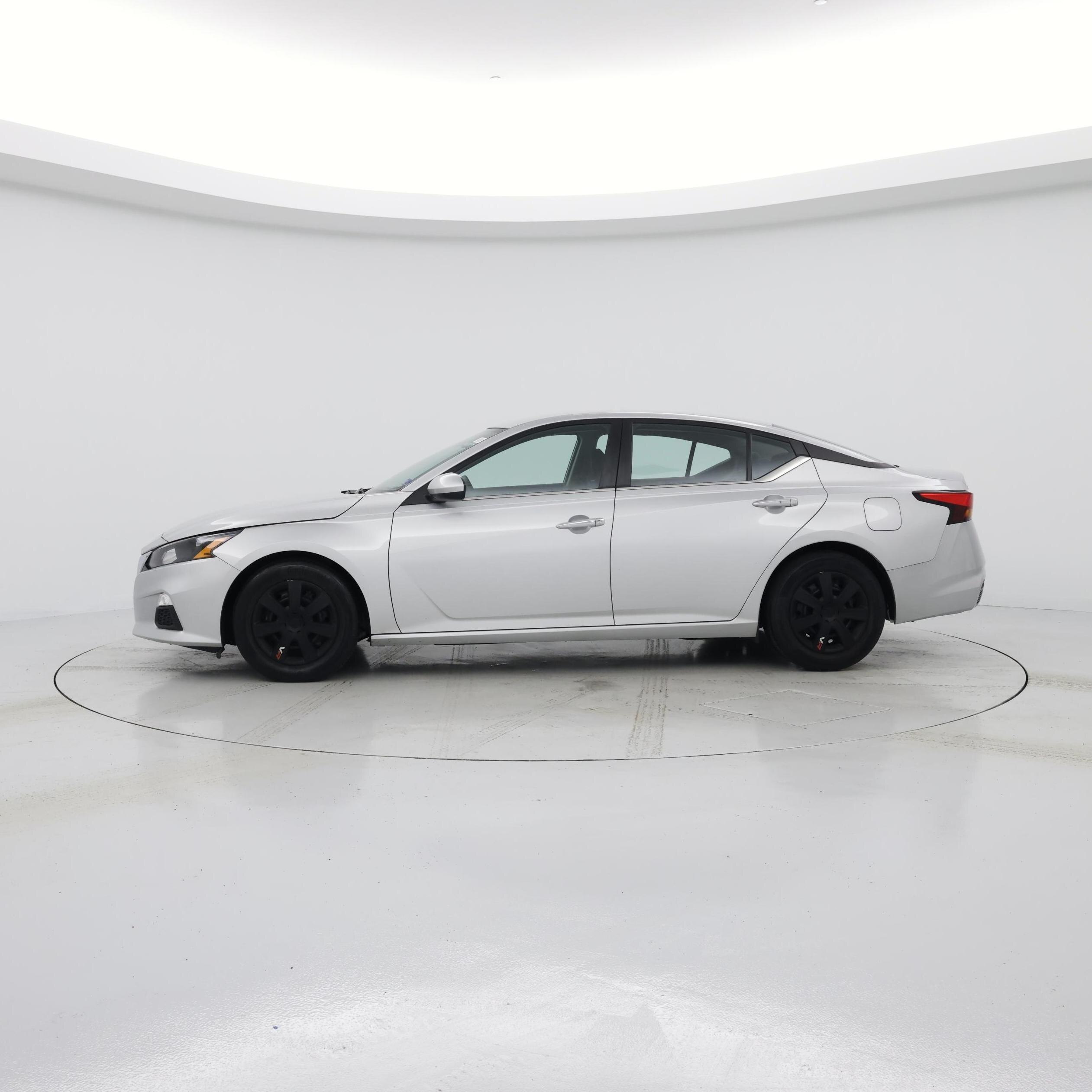 Thumbnail: 2022 Nissan Altima - 3