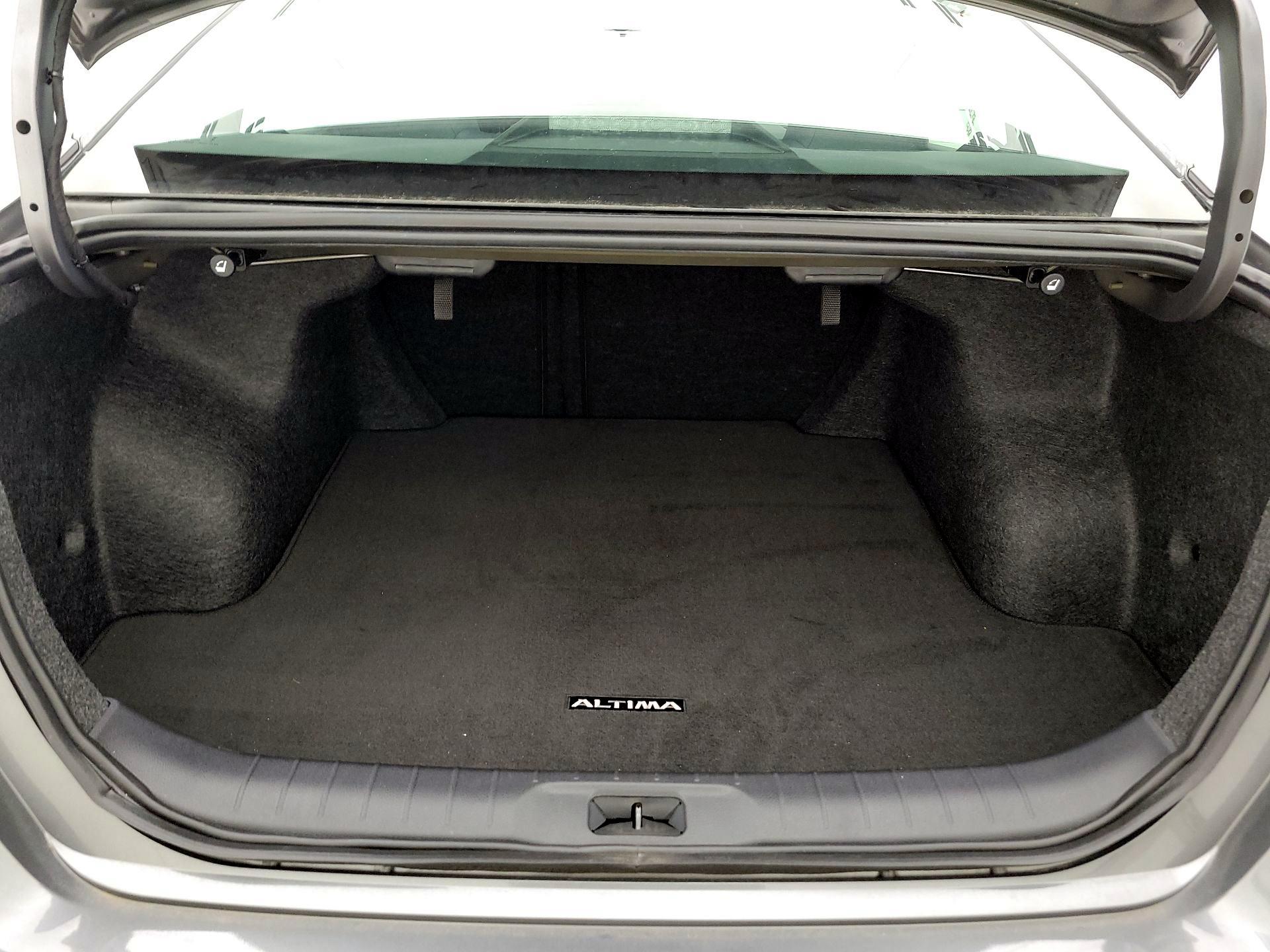 Thumbnail: 2024 Nissan Altima - 20