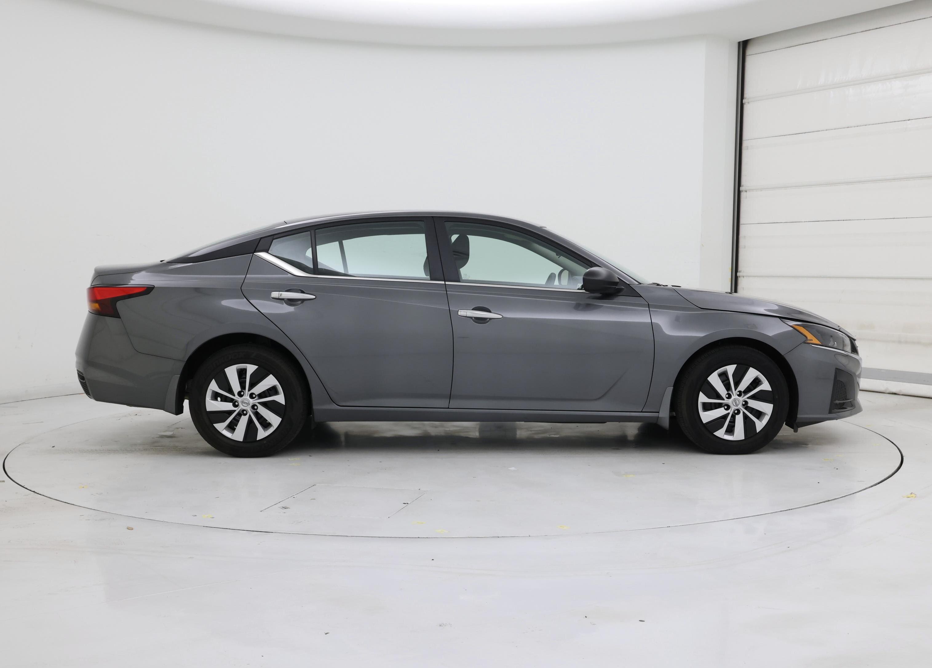 Thumbnail: 2024 Nissan Altima - 7