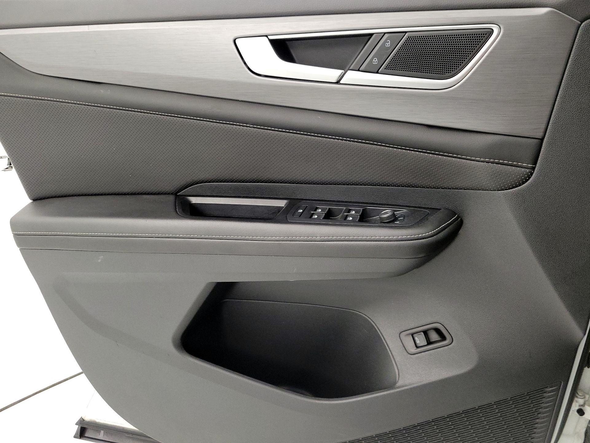 Thumbnail: 2024 Volkswagen Atlas - 12