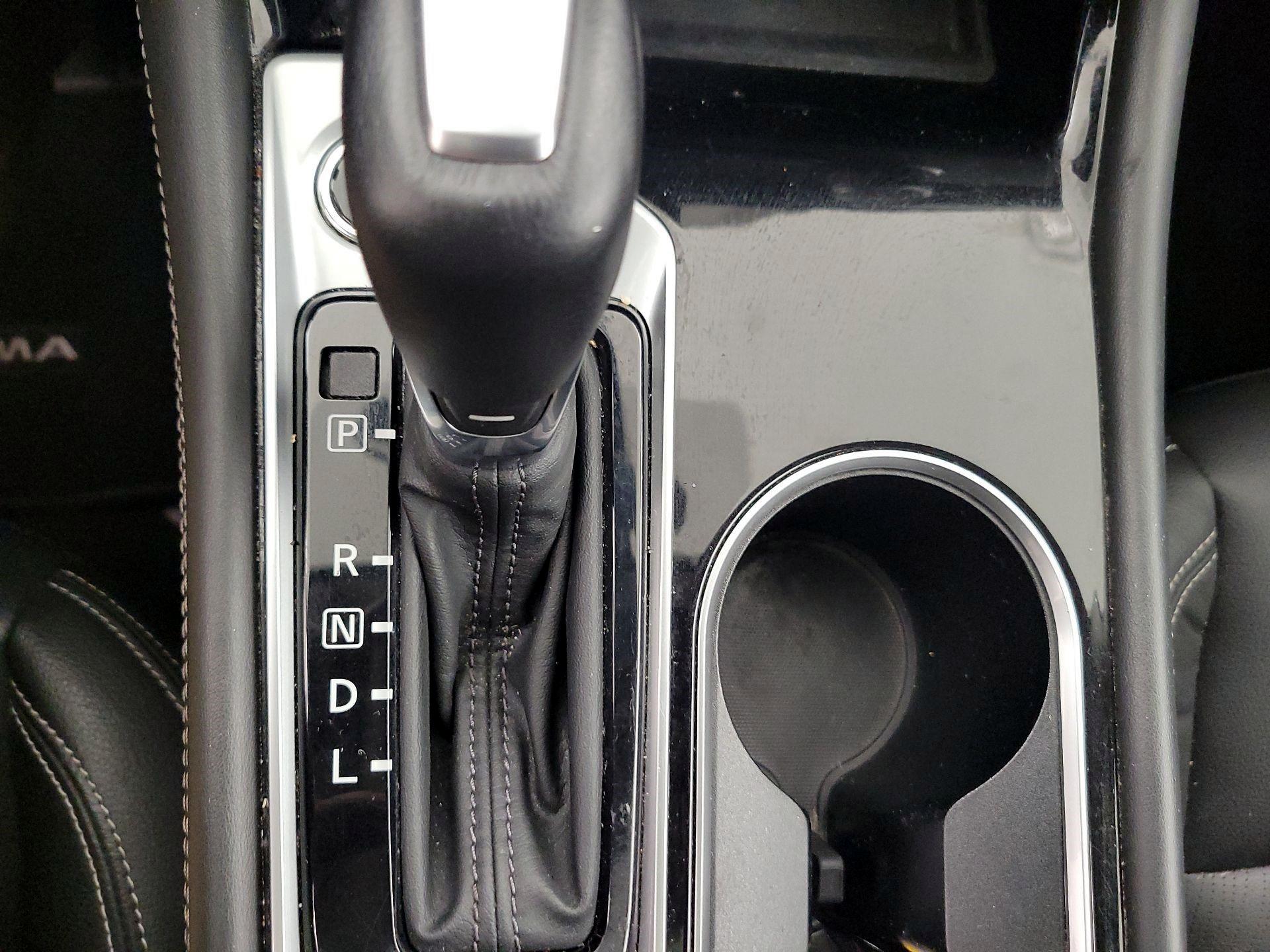 Thumbnail: 2022 Nissan Altima - 16