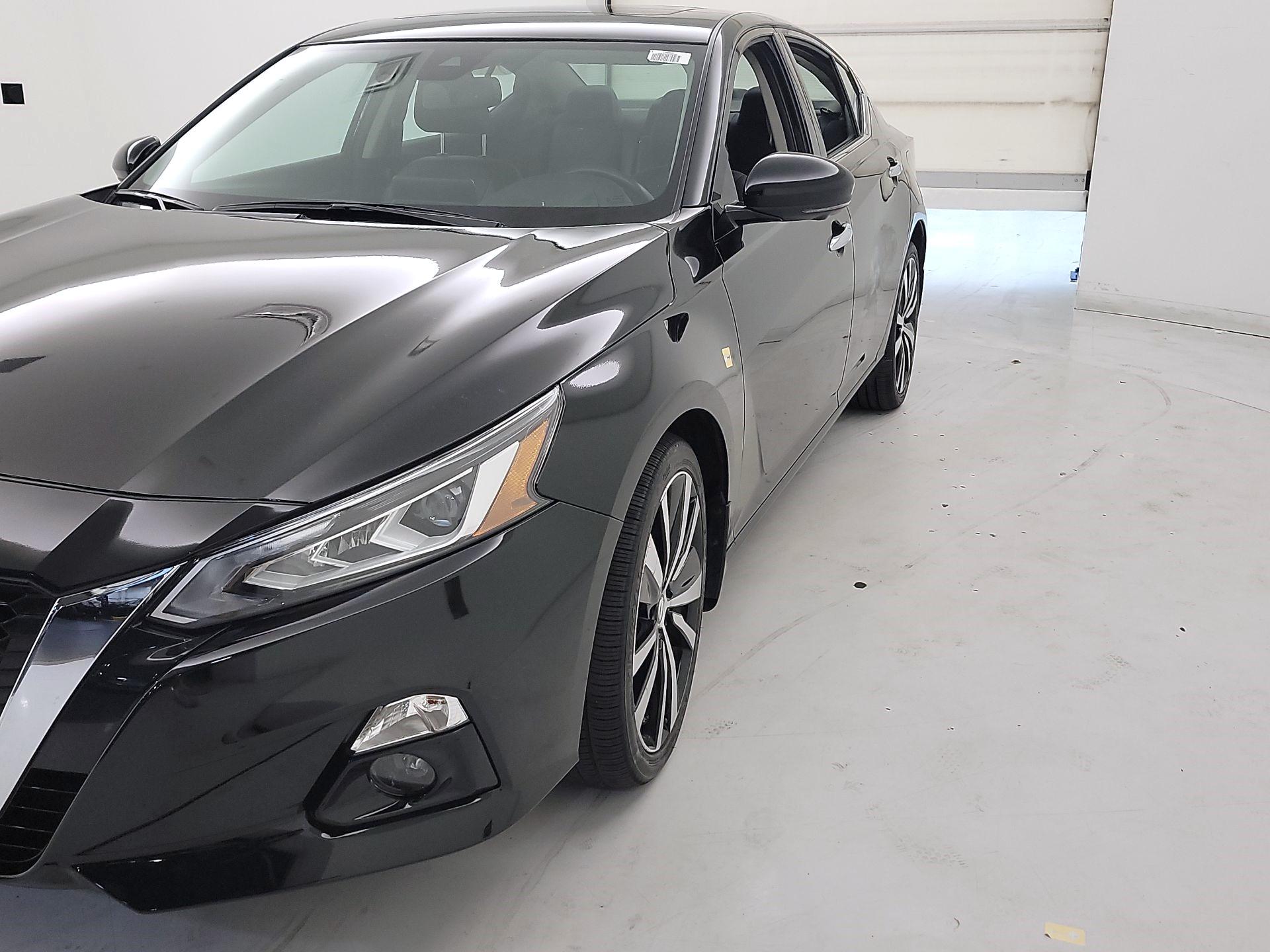 Thumbnail: 2022 Nissan Altima - 3