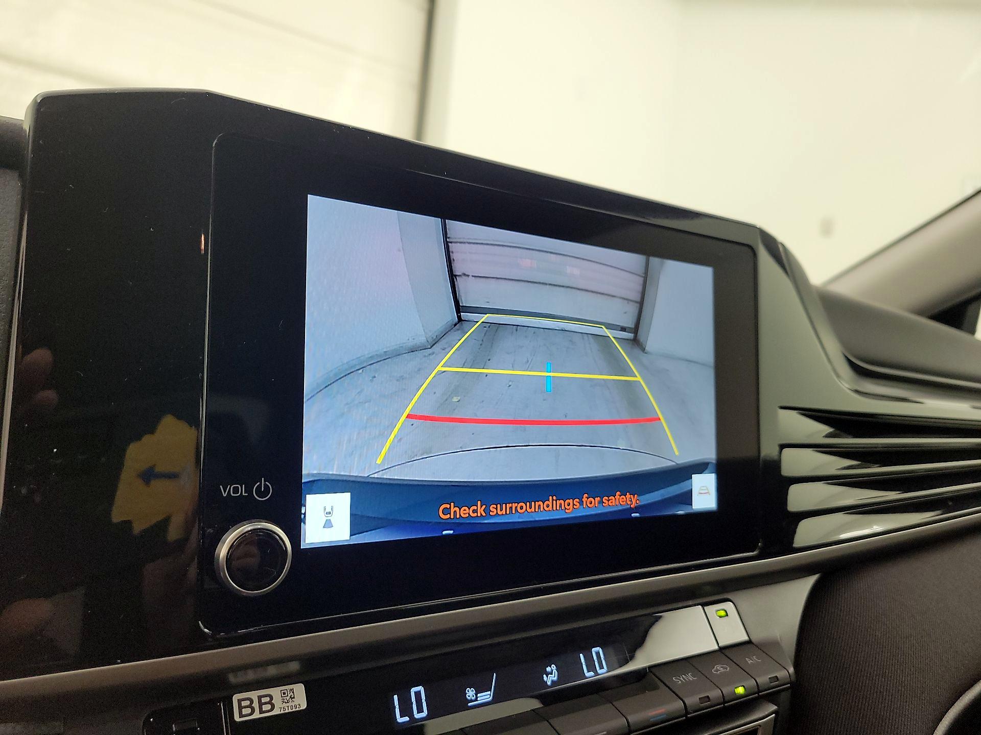 Thumbnail: 2025 Toyota Camry - 12