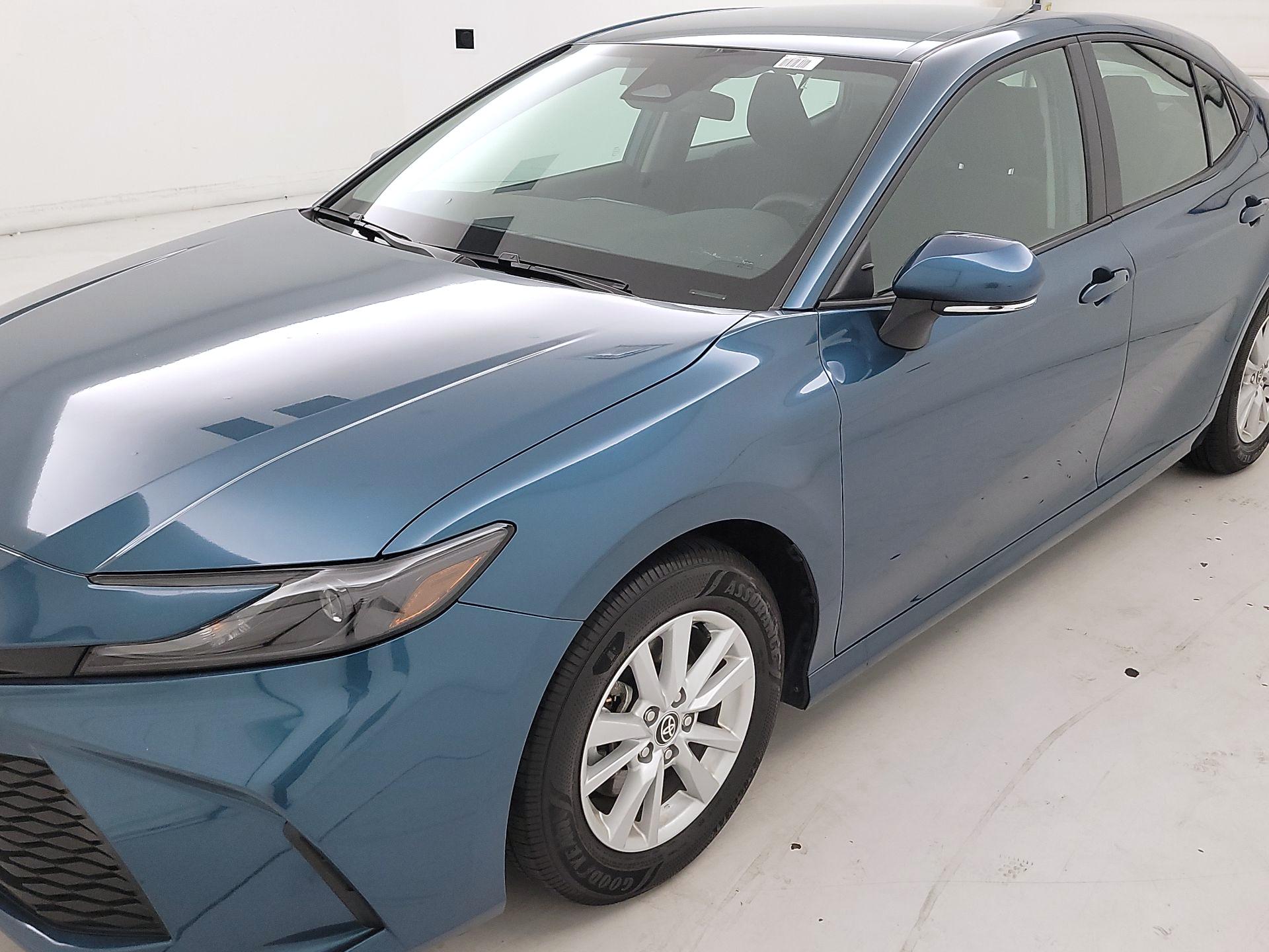 Thumbnail: 2025 Toyota Camry - 3