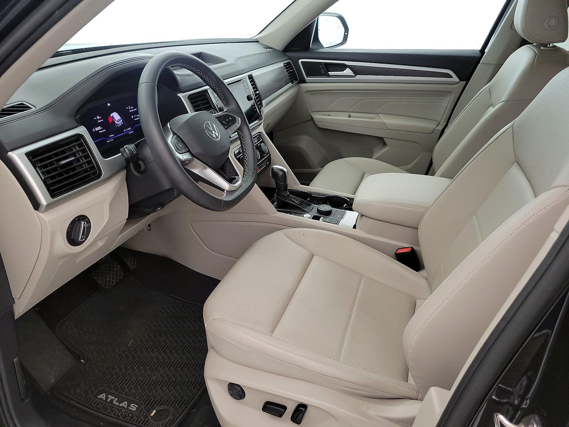 Thumbnail: 2023 Volkswagen Atlas - 11