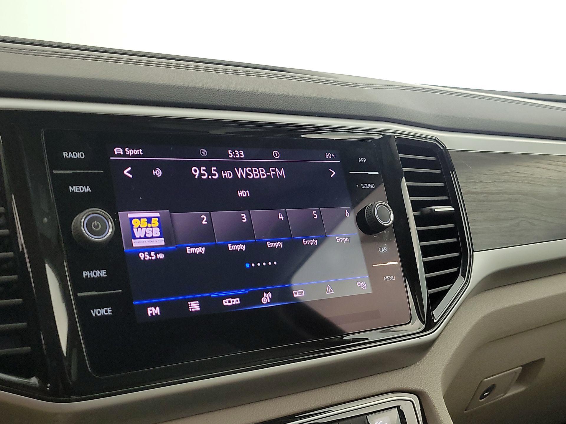 Thumbnail: 2023 Volkswagen Atlas - 15